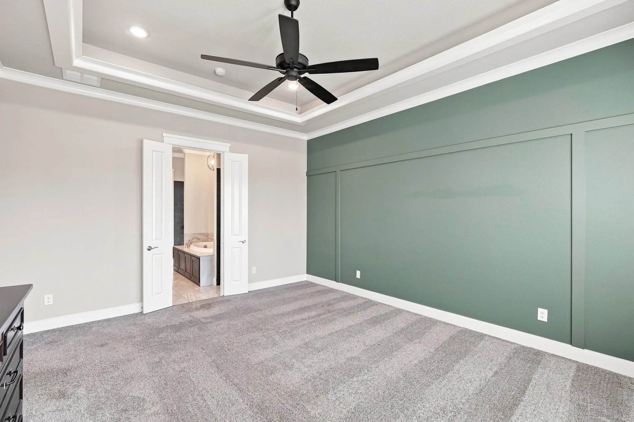 Single Family Residence For Sale in Ellis County , 400 Dove Meadow Trail, Waxahachie, Texas 75167, 4 Bedroom, 3 Bathroom, 3 Garage spaces, 3,217 Sqft, built in 2021, mls#21368181, Real Estate Agent in Waxahachie, Homes For Sale in Ellis county, Homes For Sale in Waxahachie, Realtor in Waxahachie Texas, Real Estate Brokerage Independent Realty Texas, Luminita Cordes Realtor