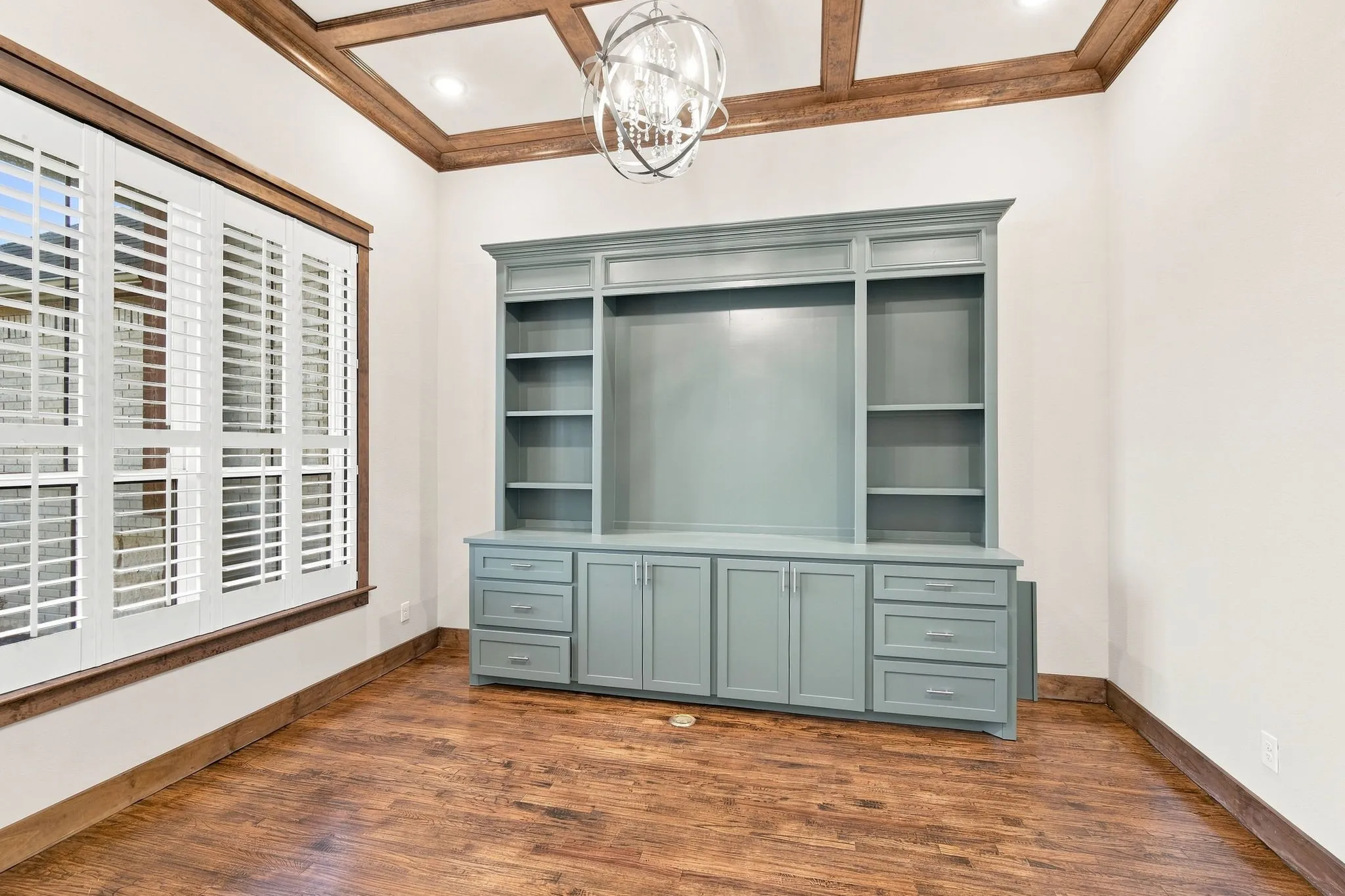 Single Family Residence For Sale in Ellis County , 400 Dove Meadow Trail, Waxahachie, Texas 75167, 4 Bedroom, 3 Bathroom, 3 Garage spaces, 3,217 Sqft, built in 2021, mls#21368181, Real Estate Agent in Waxahachie, Homes For Sale in Ellis county, Homes For Sale in Waxahachie, Realtor in Waxahachie Texas, Real Estate Brokerage Independent Realty Texas, Luminita Cordes Realtor