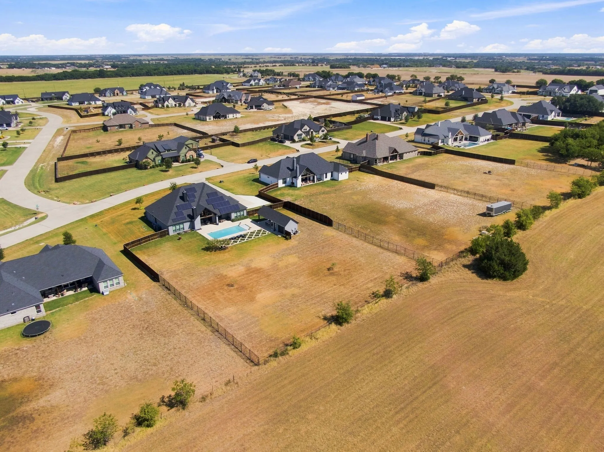 Single Family Residence For Sale in Ellis County , 400 Dove Meadow Trail, Waxahachie, Texas 75167, 4 Bedroom, 3 Bathroom, 3 Garage spaces, 3,217 Sqft, built in 2021, mls#21368181, Real Estate Agent in Waxahachie, Homes For Sale in Ellis county, Homes For Sale in Waxahachie, Realtor in Waxahachie Texas, Real Estate Brokerage Independent Realty Texas, Luminita Cordes Realtor
