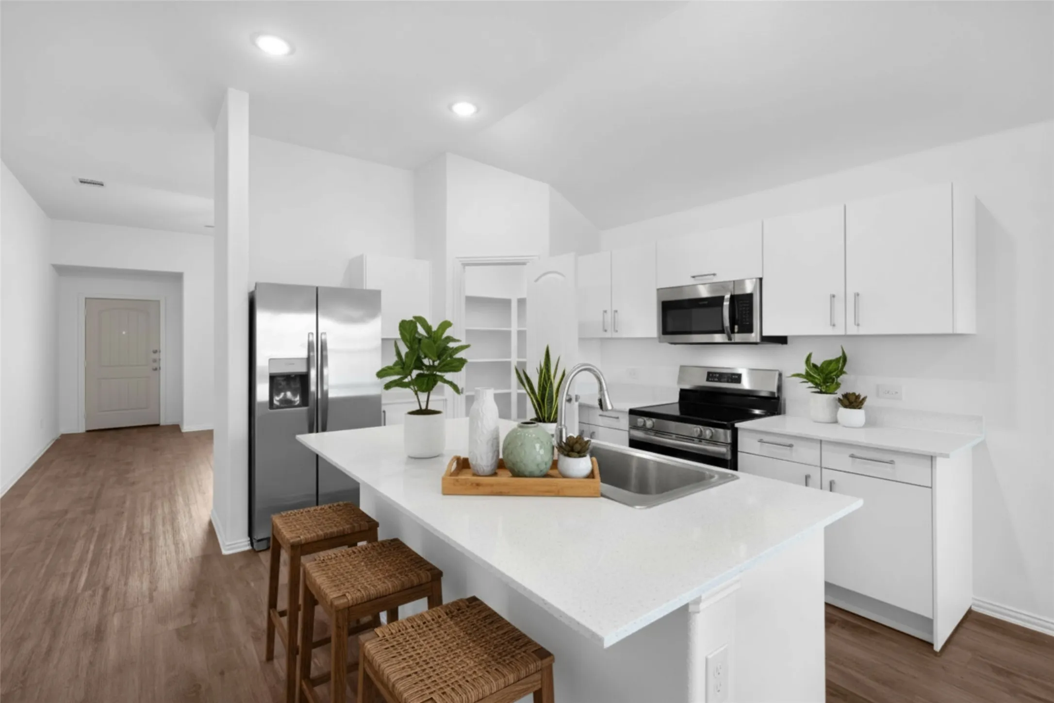 Single Family Residence For Rent in Kaufman County , 103 Rustic View Drive, Terrell, Texas 75160, 4 Bedroom, 2 Bathroom, 2 Garage spaces, 1,584 Sqft, built in 2023, mls#21370538, Real Estate Agent in Terrell, Homes For Rent in Kaufman county, Homes For Rent in Terrell, Realtor in Terrell Texas, Real Estate Brokerage Independent Realty Texas, Luminita Cordes Realtor