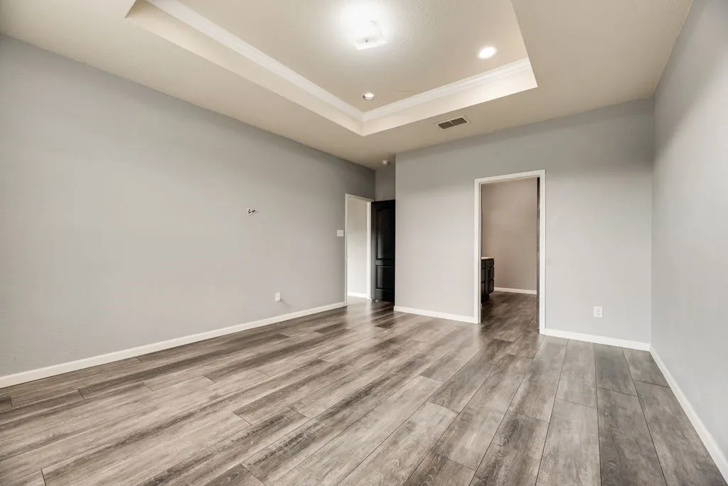 Single Family Residence For Sale in Ellis County , 259 Saddlebrook Lane, Waxahachie, Texas 75165, 5 Bedroom, 3 Bathroom, 2 Garage spaces, 2,653 Sqft, built in 2016, mls#21370203, Real Estate Agent in Waxahachie, Homes For Sale in Ellis county, Homes For Sale in Waxahachie, Realtor in Waxahachie Texas, Real Estate Brokerage Independent Realty Texas, Luminita Cordes Realtor