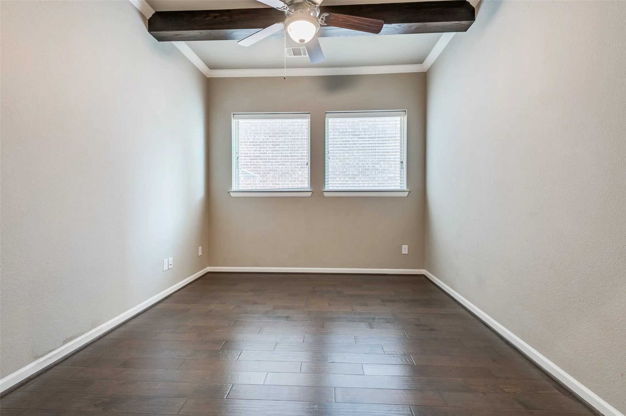 Single Family Residence For Rent in Dallas County , 6739 Palo Duro Drive, Irving, Texas 75063, 4 Bedroom, 4 Bathroom, 2 Garage spaces, 3,054 Sqft, built in 2017, mls#21341252, Real Estate Agent in Irving, Homes For Rent in Dallas county, Homes For Rent in Irving, Realtor in Irving Texas, Real Estate Brokerage Independent Realty Texas, Luminita Cordes Realtor