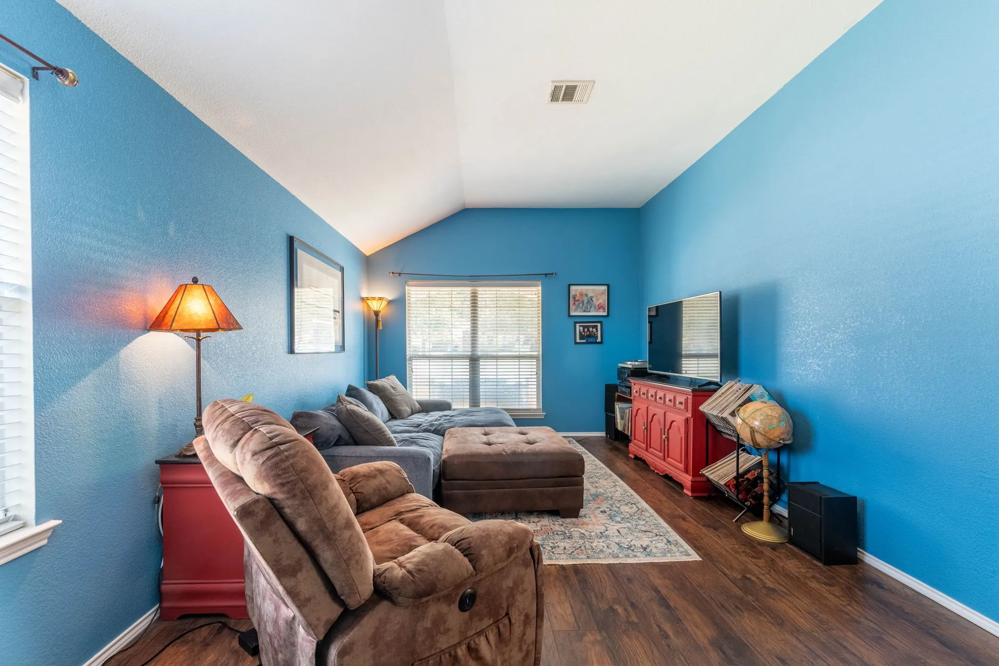 Single Family Residence For Sale in Rockwall County , 204 Cookston Lane, Royse City, Texas 75189, 3 Bedroom, 2 Bathroom, 2 Garage spaces, 1,891 Sqft, built in 2006, mls#21370535, Real Estate Agent in Royse City, Homes For Sale in Rockwall county, Homes For Sale in Royse City, Realtor in Royse City Texas, Real Estate Brokerage Independent Realty Texas, Luminita Cordes Realtor