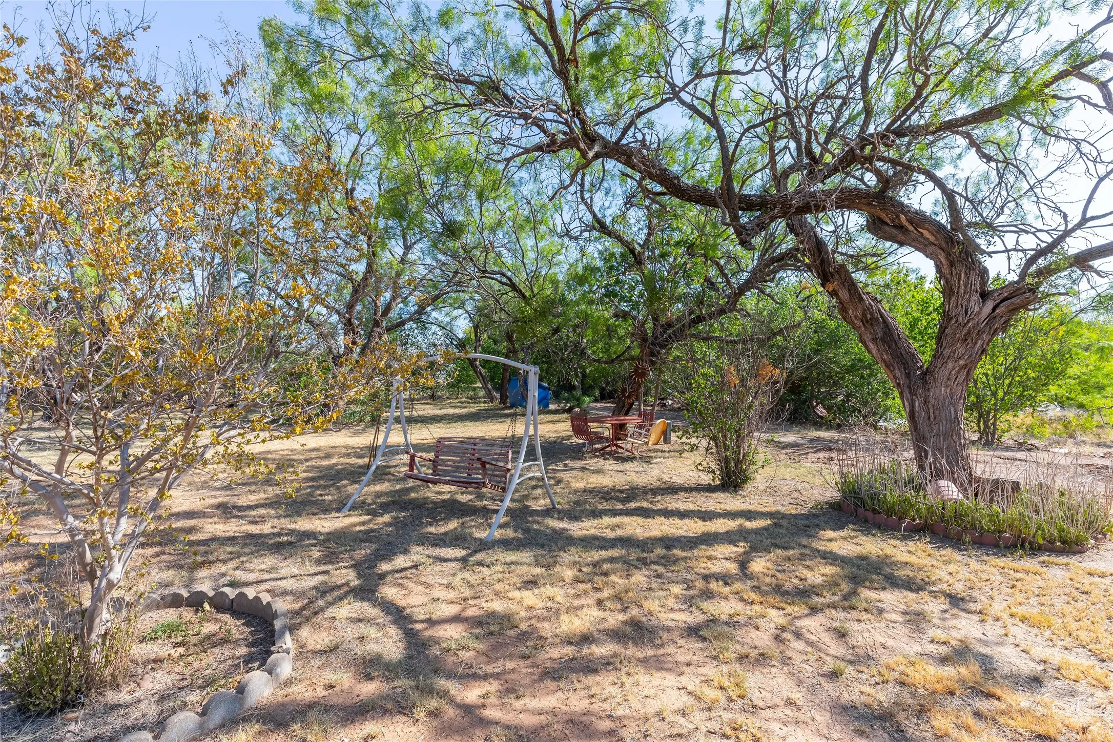 Single Family Residence For Sale in Jones County , 311 S Berthelot Street, Stamford, Texas 79553, 3 Bedroom, 2 Bathroom, Garage spaces, 2,304 Sqft, built in 1985, mls#21369273, Real Estate Agent in Stamford, Homes For Sale in Jones county, Homes For Sale in Stamford, Realtor in Stamford Texas, Real Estate Brokerage Independent Realty Texas, Luminita Cordes Realtor