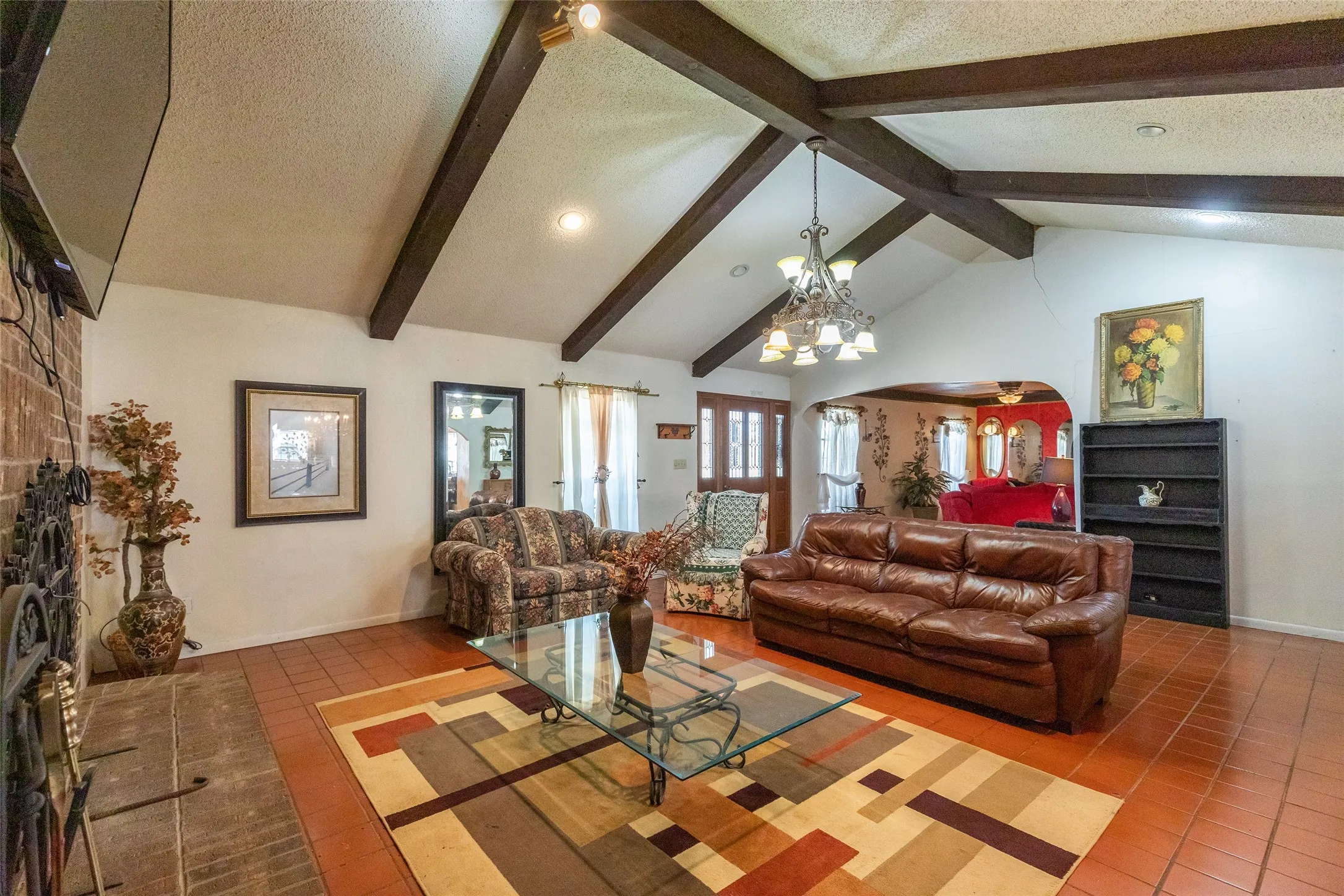 Single Family Residence For Sale in Jones County , 311 S Berthelot Street, Stamford, Texas 79553, 3 Bedroom, 2 Bathroom, Garage spaces, 2,304 Sqft, built in 1985, mls#21369273, Real Estate Agent in Stamford, Homes For Sale in Jones county, Homes For Sale in Stamford, Realtor in Stamford Texas, Real Estate Brokerage Independent Realty Texas, Luminita Cordes Realtor