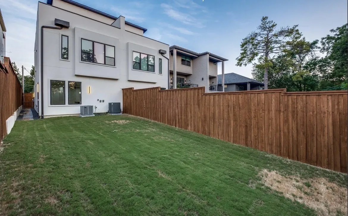 Duplex For Rent in Dallas County , 2345 Hondo Avenue, Dallas, Texas 75219, 4 Bedroom, 4 Bathroom, 2 Garage spaces, 2,803 Sqft, built in 2023, mls#21370565, Real Estate Agent in Dallas, Homes For Rent in Dallas county, Homes For Rent in Dallas, Realtor in Dallas Texas, Real Estate Brokerage Independent Realty Texas, Luminita Cordes Realtor
