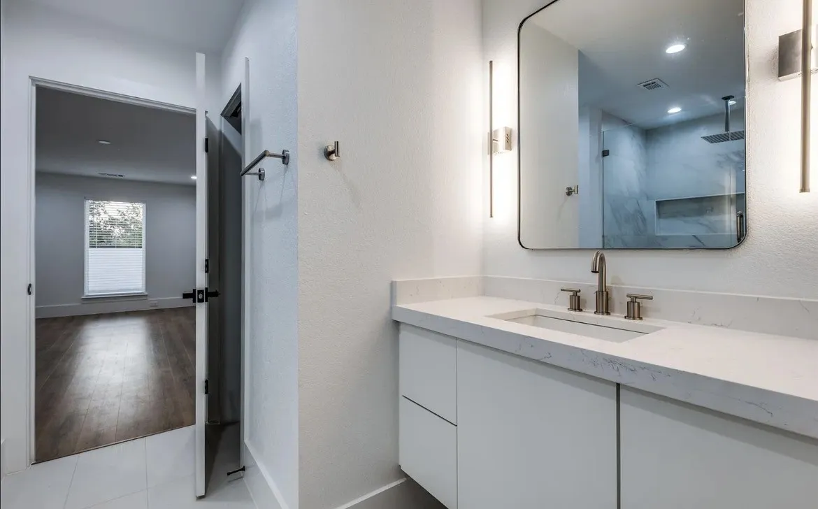 Duplex For Rent in Dallas County , 2345 Hondo Avenue, Dallas, Texas 75219, 4 Bedroom, 4 Bathroom, 2 Garage spaces, 2,803 Sqft, built in 2023, mls#21370565, Real Estate Agent in Dallas, Homes For Rent in Dallas county, Homes For Rent in Dallas, Realtor in Dallas Texas, Real Estate Brokerage Independent Realty Texas, Luminita Cordes Realtor