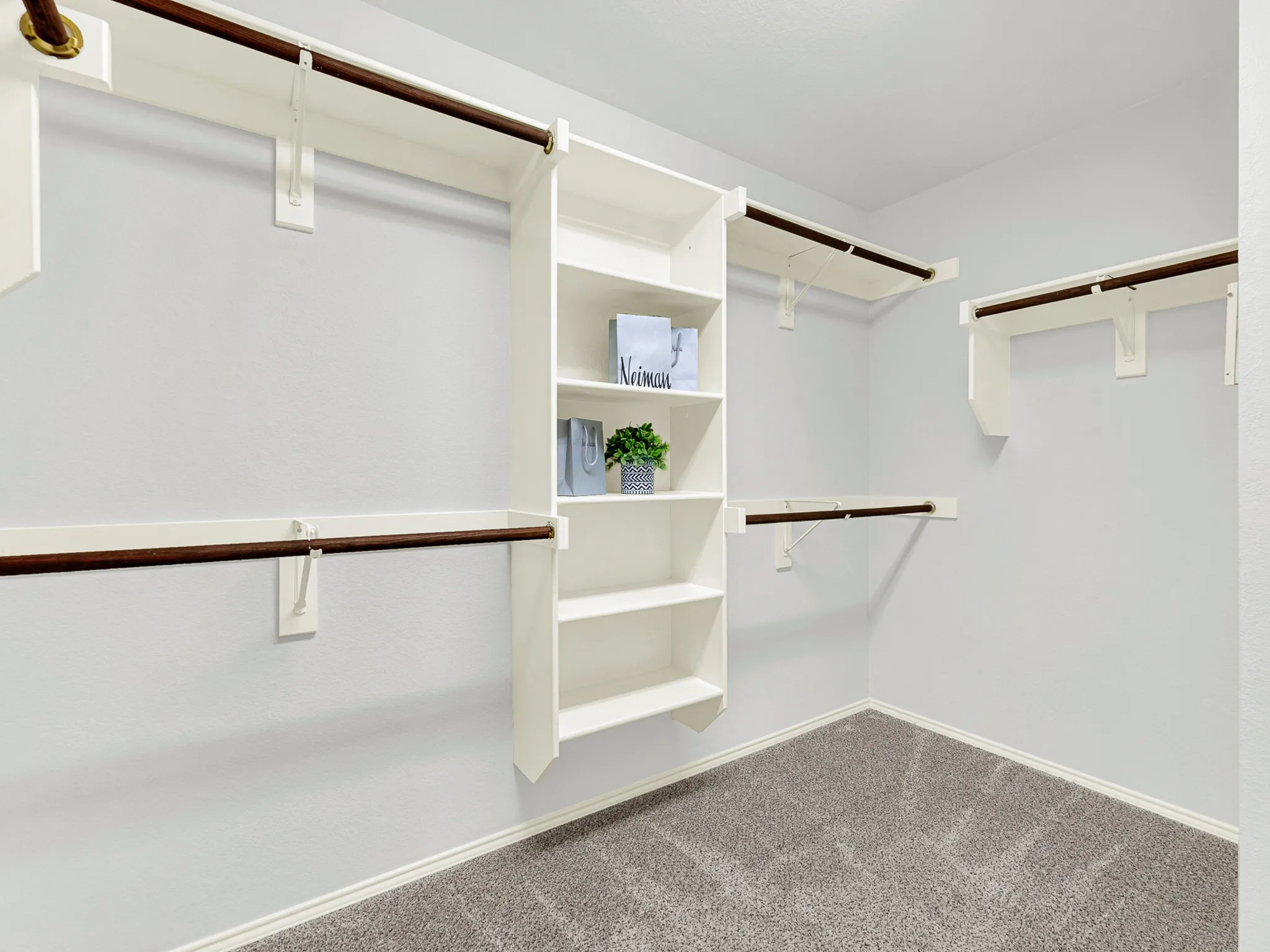 Walk-in closet