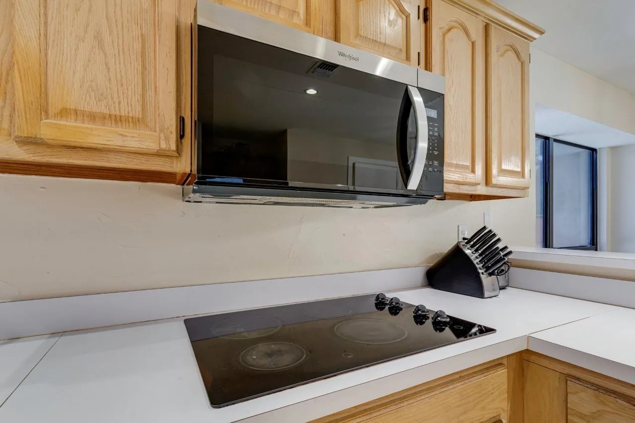 Single Family Residence For Sale in Dallas County , 1408 Quapaw Trail, Mesquite, Texas 75149, 3 Bedroom, 2 Bathroom, 2 Garage spaces, 2,027 Sqft, built in 1989, mls#21370169, Real Estate Agent in Mesquite, Homes For Sale in Dallas county, Homes For Sale in Mesquite, Realtor in Mesquite Texas, Real Estate Brokerage Independent Realty Texas, Luminita Cordes Realtor