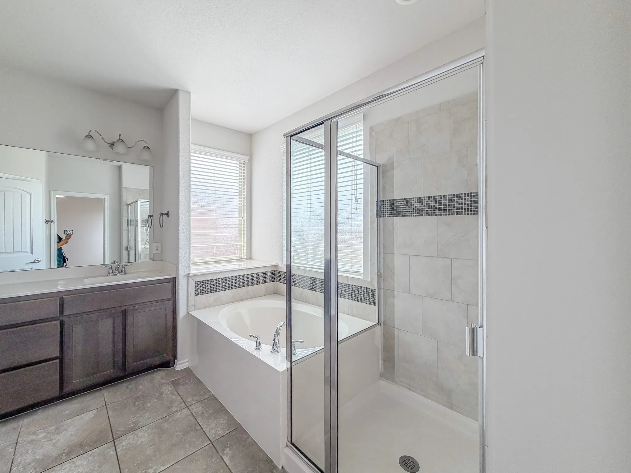 Single Family Residence For Sale in Denton County , 15721 Buffalo Nickel Drive, Fort Worth, Texas 76177, 4 Bedroom, 2 Bathroom, 2 Garage spaces, 1,773 Sqft, built in 2017, mls#21362192, Real Estate Agent in Fort Worth, Homes For Sale in Denton county, Homes For Sale in Fort Worth, Realtor in Fort Worth Texas, Real Estate Brokerage Independent Realty Texas, Luminita Cordes Realtor