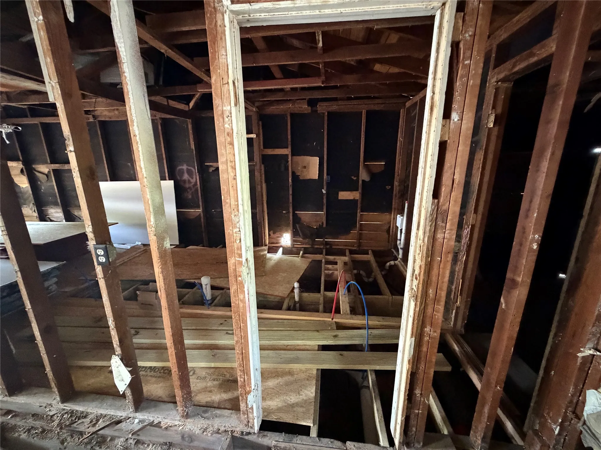 Single Family Residence For Sale in Grayson County , 327 W Hester Street, Sherman, Texas 75090, 3 Bedroom, 2 Bathroom, 1 Garage spaces, 1,280 Sqft, built in 1950, mls#21370563, Real Estate Agent in Sherman, Homes For Sale in Grayson county, Homes For Sale in Sherman, Realtor in Sherman Texas, Real Estate Brokerage Independent Realty Texas, Luminita Cordes Realtor