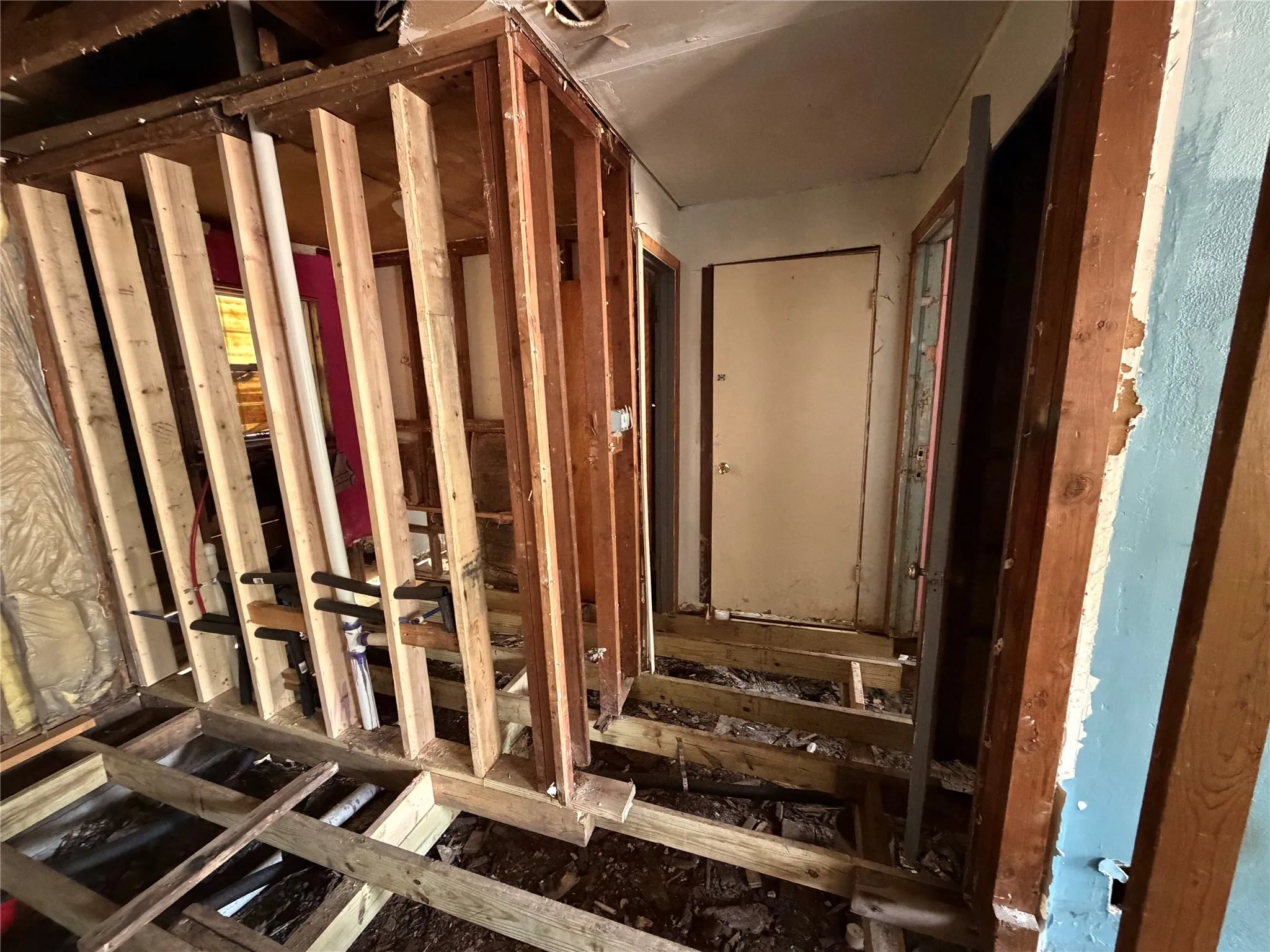 Single Family Residence For Sale in Grayson County , 327 W Hester Street, Sherman, Texas 75090, 3 Bedroom, 2 Bathroom, 1 Garage spaces, 1,280 Sqft, built in 1950, mls#21370563, Real Estate Agent in Sherman, Homes For Sale in Grayson county, Homes For Sale in Sherman, Realtor in Sherman Texas, Real Estate Brokerage Independent Realty Texas, Luminita Cordes Realtor