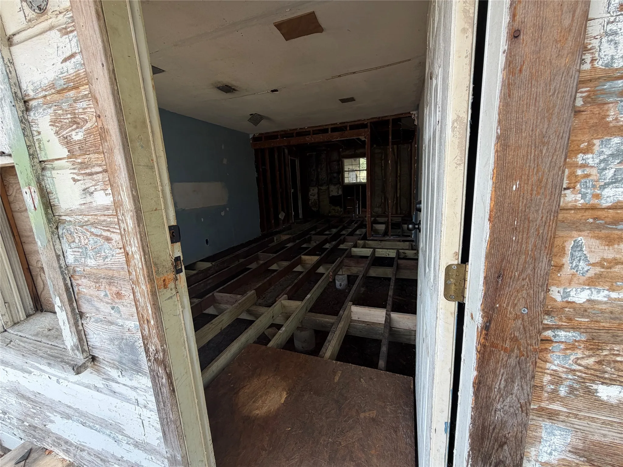 Single Family Residence For Sale in Grayson County , 327 W Hester Street, Sherman, Texas 75090, 3 Bedroom, 2 Bathroom, 1 Garage spaces, 1,280 Sqft, built in 1950, mls#21370563, Real Estate Agent in Sherman, Homes For Sale in Grayson county, Homes For Sale in Sherman, Realtor in Sherman Texas, Real Estate Brokerage Independent Realty Texas, Luminita Cordes Realtor