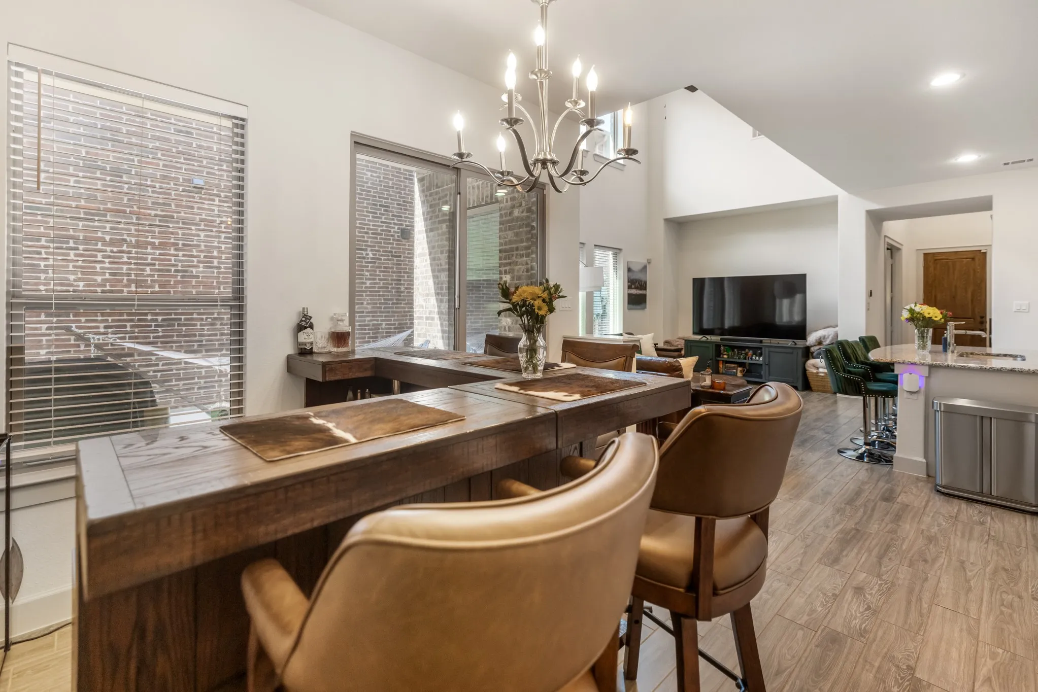 Single Family Residence For Sale in Tarrant County , 4506 Spanish Indigo Lane, Arlington, Texas 76005, 3 Bedroom, 3 Bathroom, 2 Garage spaces, 2,384 Sqft, built in 2018, mls#21368784, Real Estate Agent in Arlington, Homes For Sale in Tarrant county, Homes For Sale in Arlington, Realtor in Arlington Texas, Real Estate Brokerage Independent Realty Texas, Luminita Cordes Realtor