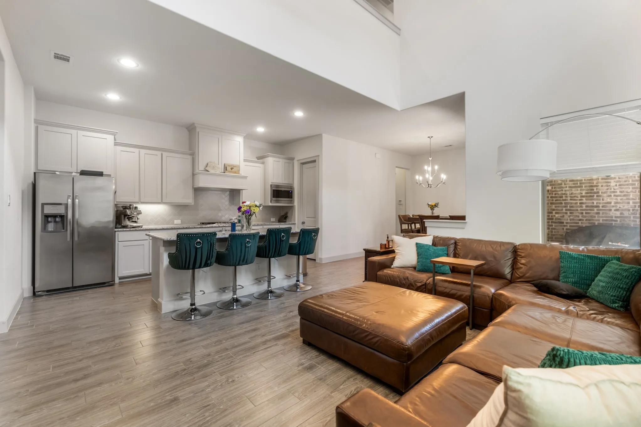 Single Family Residence For Sale in Tarrant County , 4506 Spanish Indigo Lane, Arlington, Texas 76005, 3 Bedroom, 3 Bathroom, 2 Garage spaces, 2,384 Sqft, built in 2018, mls#21368784, Real Estate Agent in Arlington, Homes For Sale in Tarrant county, Homes For Sale in Arlington, Realtor in Arlington Texas, Real Estate Brokerage Independent Realty Texas, Luminita Cordes Realtor
