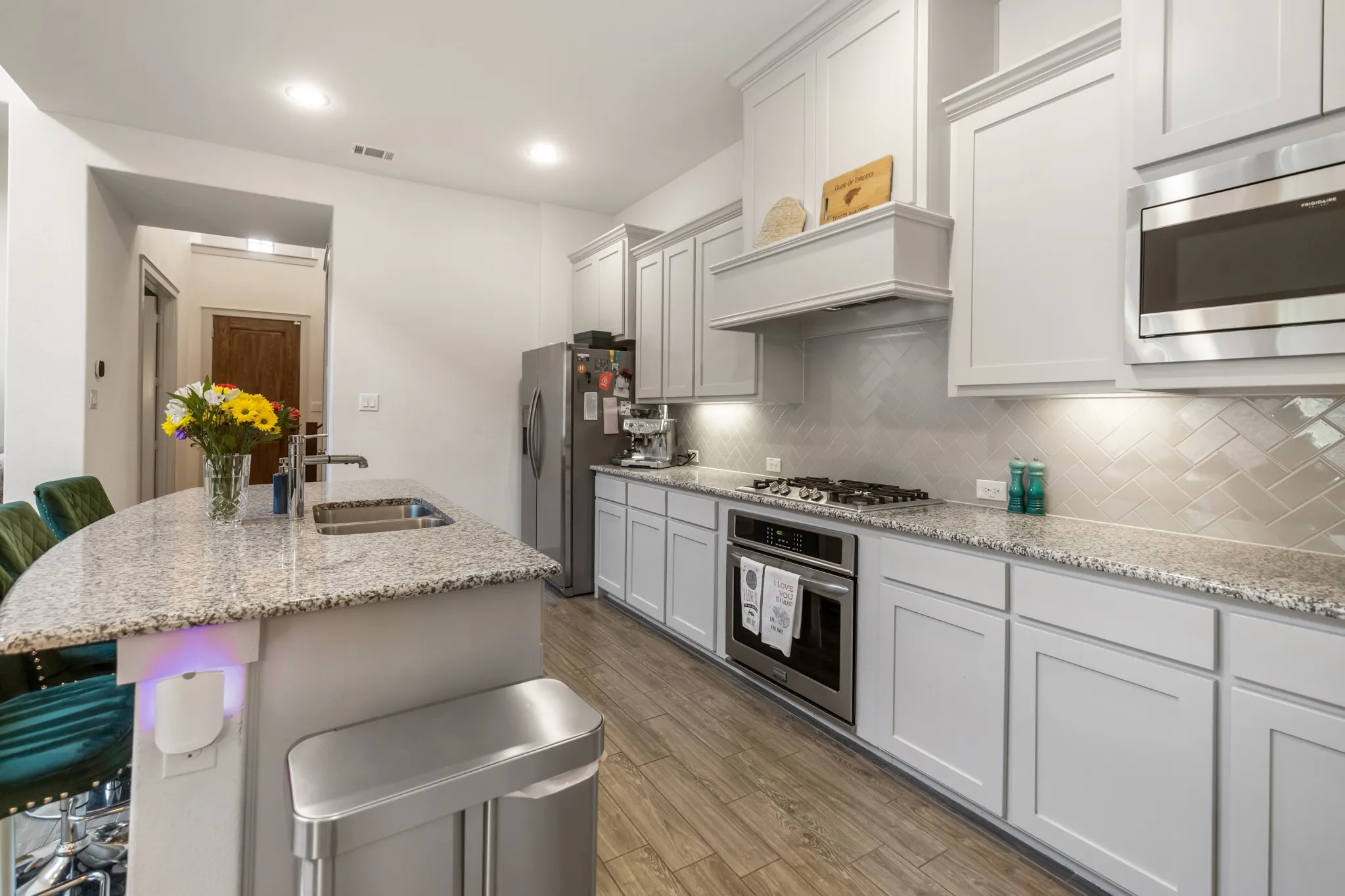 Single Family Residence For Sale in Tarrant County , 4506 Spanish Indigo Lane, Arlington, Texas 76005, 3 Bedroom, 3 Bathroom, 2 Garage spaces, 2,384 Sqft, built in 2018, mls#21368784, Real Estate Agent in Arlington, Homes For Sale in Tarrant county, Homes For Sale in Arlington, Realtor in Arlington Texas, Real Estate Brokerage Independent Realty Texas, Luminita Cordes Realtor