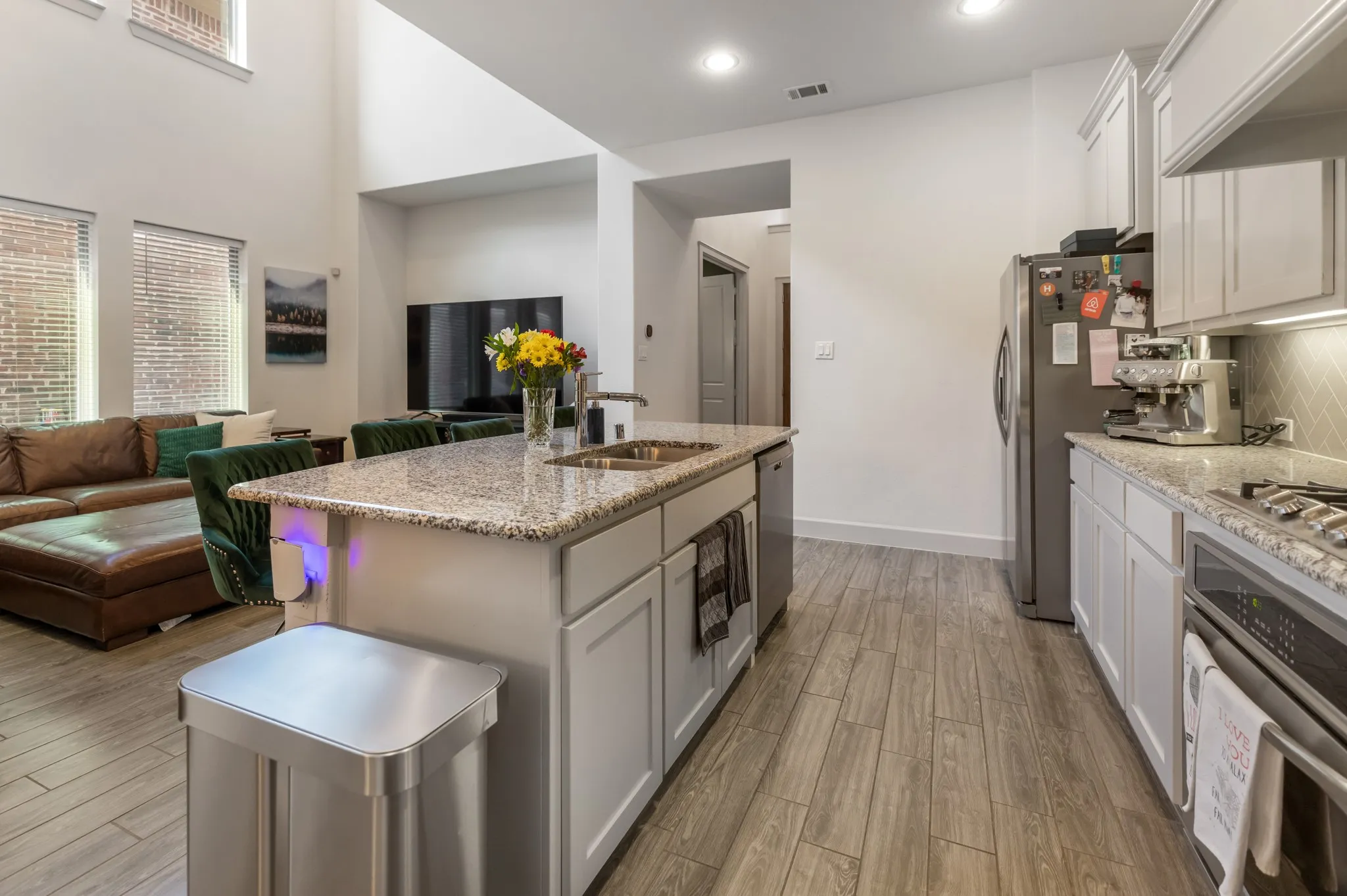 Single Family Residence For Sale in Tarrant County , 4506 Spanish Indigo Lane, Arlington, Texas 76005, 3 Bedroom, 3 Bathroom, 2 Garage spaces, 2,384 Sqft, built in 2018, mls#21368784, Real Estate Agent in Arlington, Homes For Sale in Tarrant county, Homes For Sale in Arlington, Realtor in Arlington Texas, Real Estate Brokerage Independent Realty Texas, Luminita Cordes Realtor