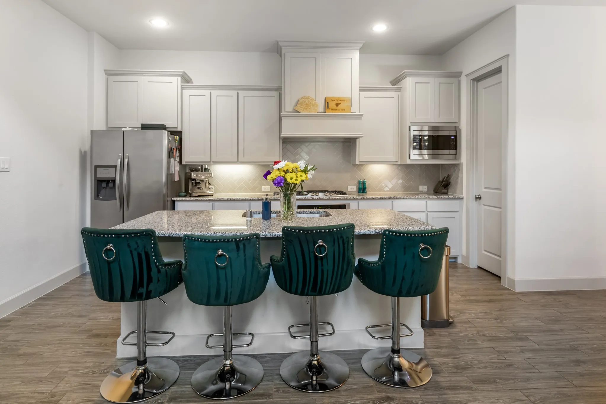 Single Family Residence For Sale in Tarrant County , 4506 Spanish Indigo Lane, Arlington, Texas 76005, 3 Bedroom, 3 Bathroom, 2 Garage spaces, 2,384 Sqft, built in 2018, mls#21368784, Real Estate Agent in Arlington, Homes For Sale in Tarrant county, Homes For Sale in Arlington, Realtor in Arlington Texas, Real Estate Brokerage Independent Realty Texas, Luminita Cordes Realtor