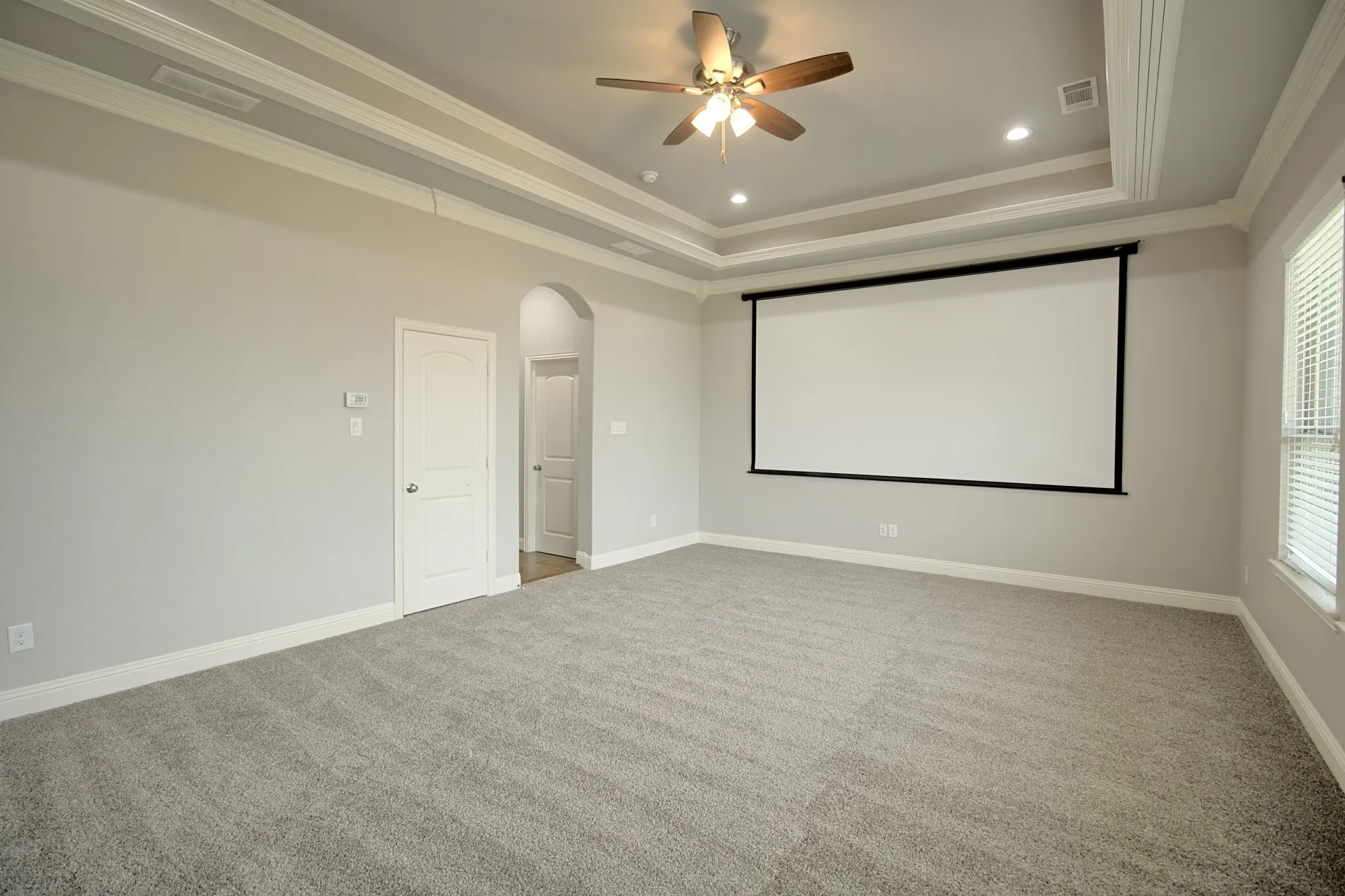 Single Family Residence For Rent in Kaufman County , 16661 Valley View, Forney, Texas 75126, 5 Bedroom, 5 Bathroom, 3 Garage spaces, 4,930 Sqft, built in 2018, mls#21369171, Real Estate Agent in Forney, Homes For Rent in Kaufman county, Homes For Rent in Forney, Realtor in Forney Texas, Real Estate Brokerage Independent Realty Texas, Luminita Cordes Realtor