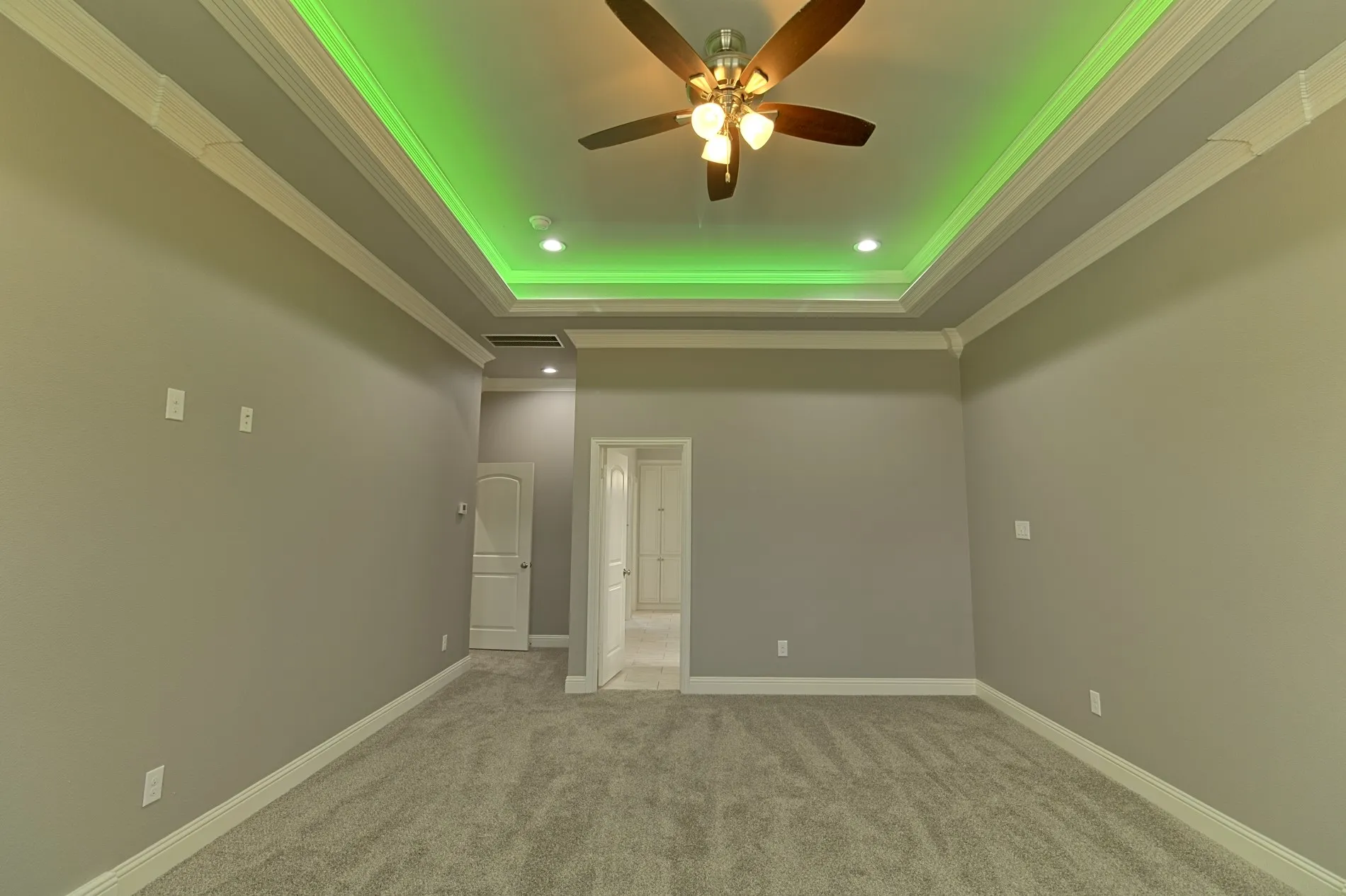 Single Family Residence For Rent in Kaufman County , 16661 Valley View, Forney, Texas 75126, 5 Bedroom, 5 Bathroom, 3 Garage spaces, 4,930 Sqft, built in 2018, mls#21369171, Real Estate Agent in Forney, Homes For Rent in Kaufman county, Homes For Rent in Forney, Realtor in Forney Texas, Real Estate Brokerage Independent Realty Texas, Luminita Cordes Realtor