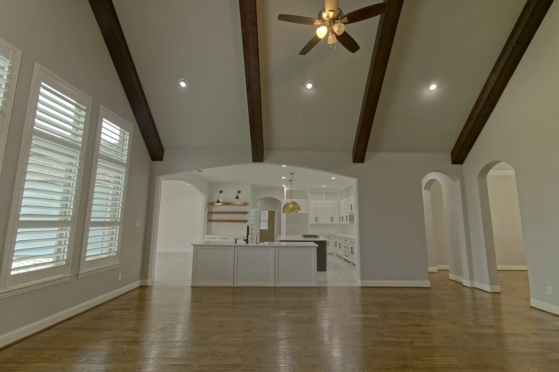 Single Family Residence For Rent in Kaufman County , 16661 Valley View, Forney, Texas 75126, 5 Bedroom, 5 Bathroom, 3 Garage spaces, 4,930 Sqft, built in 2018, mls#21369171, Real Estate Agent in Forney, Homes For Rent in Kaufman county, Homes For Rent in Forney, Realtor in Forney Texas, Real Estate Brokerage Independent Realty Texas, Luminita Cordes Realtor