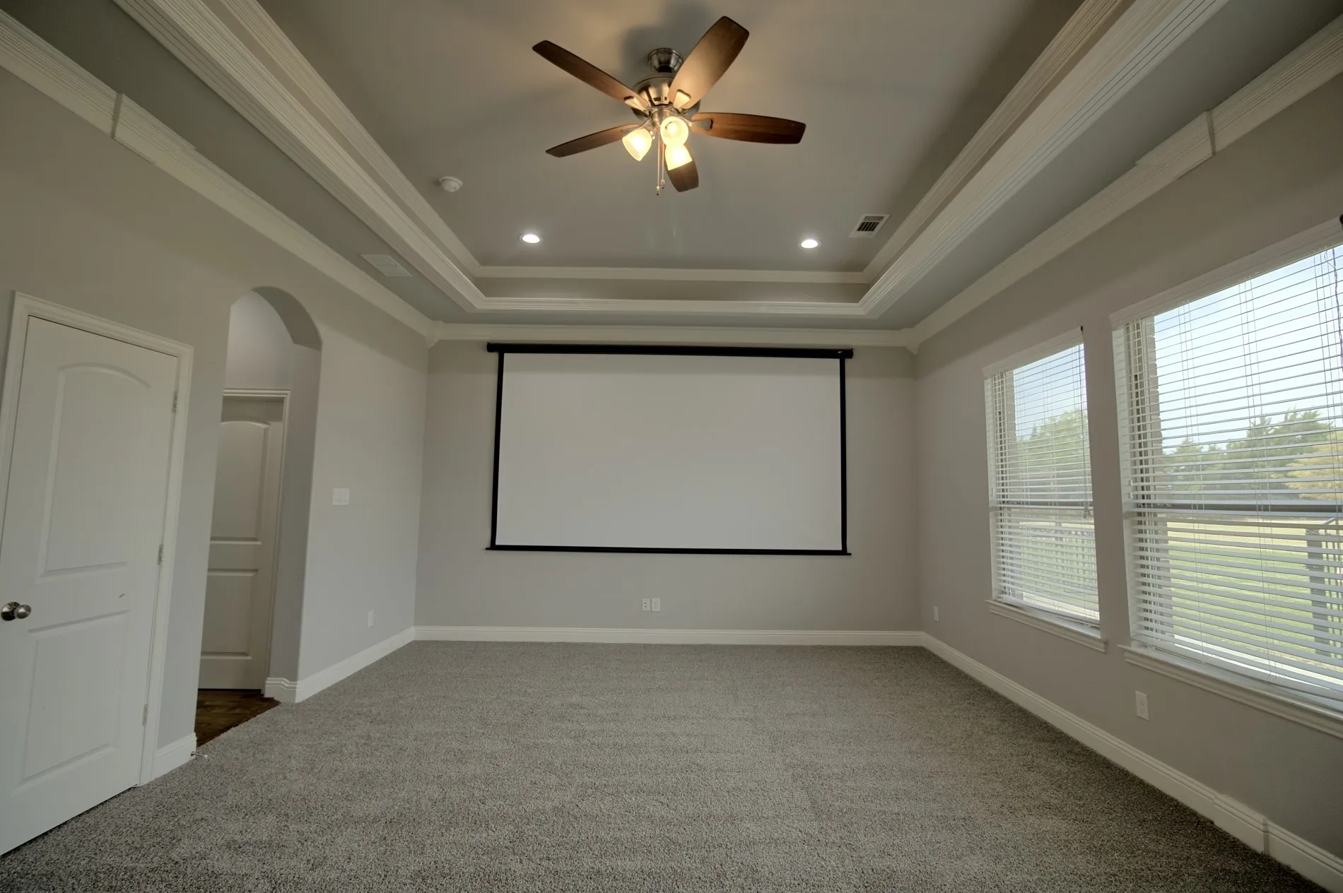 Single Family Residence For Rent in Kaufman County , 16661 Valley View, Forney, Texas 75126, 5 Bedroom, 5 Bathroom, 3 Garage spaces, 4,930 Sqft, built in 2018, mls#21369171, Real Estate Agent in Forney, Homes For Rent in Kaufman county, Homes For Rent in Forney, Realtor in Forney Texas, Real Estate Brokerage Independent Realty Texas, Luminita Cordes Realtor