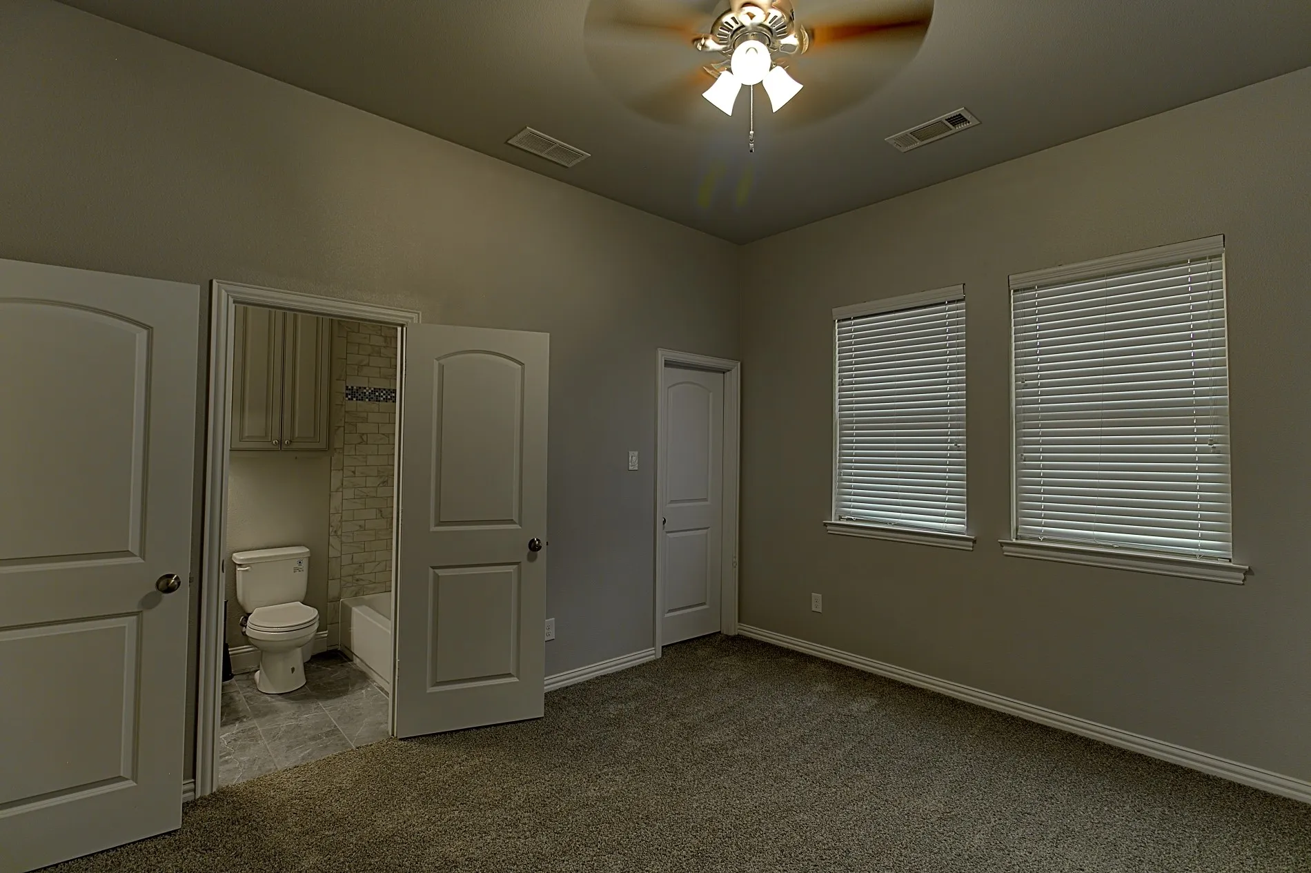 Single Family Residence For Rent in Kaufman County , 16661 Valley View, Forney, Texas 75126, 5 Bedroom, 5 Bathroom, 3 Garage spaces, 4,930 Sqft, built in 2018, mls#21369171, Real Estate Agent in Forney, Homes For Rent in Kaufman county, Homes For Rent in Forney, Realtor in Forney Texas, Real Estate Brokerage Independent Realty Texas, Luminita Cordes Realtor