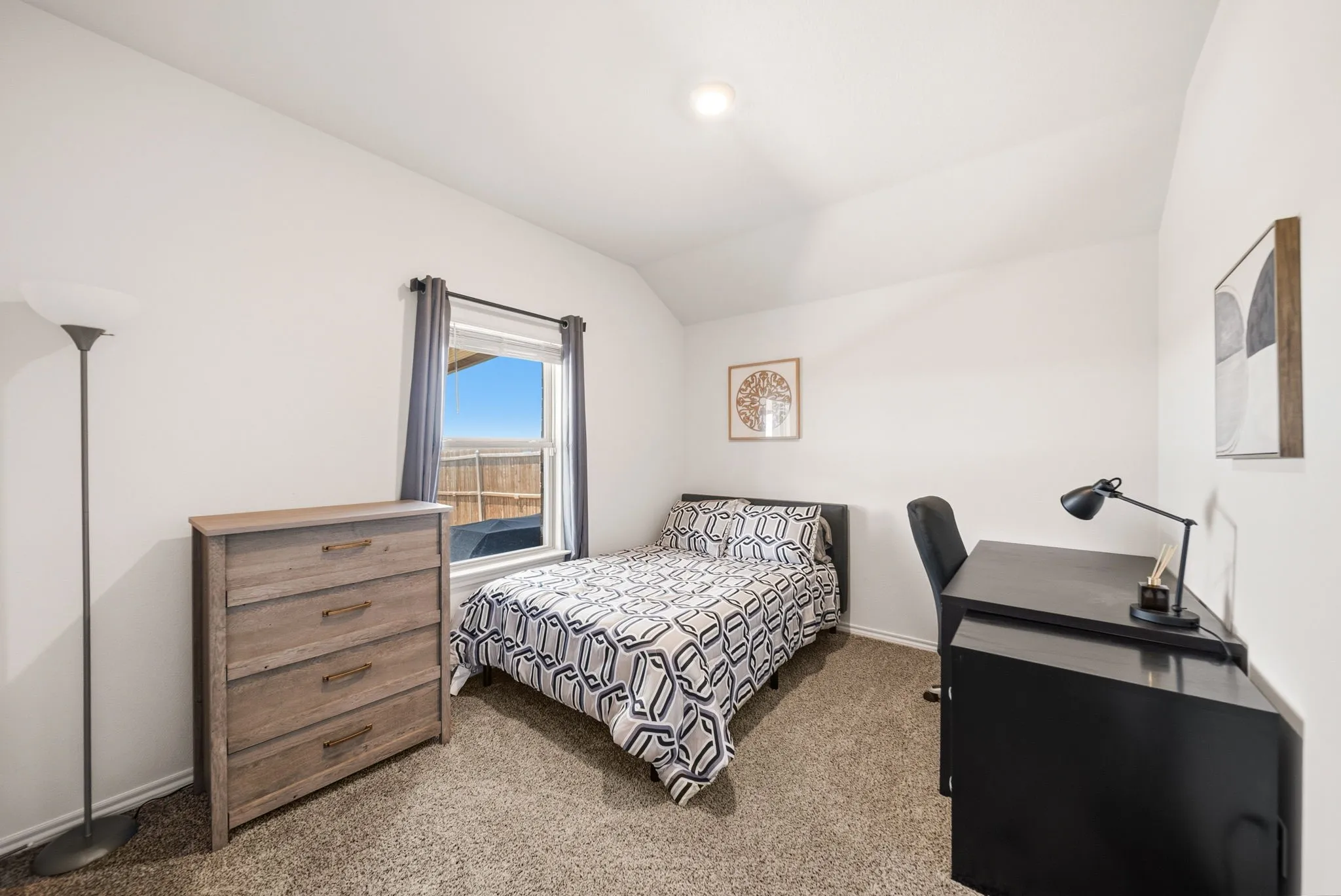 Recessed ceiling lighting