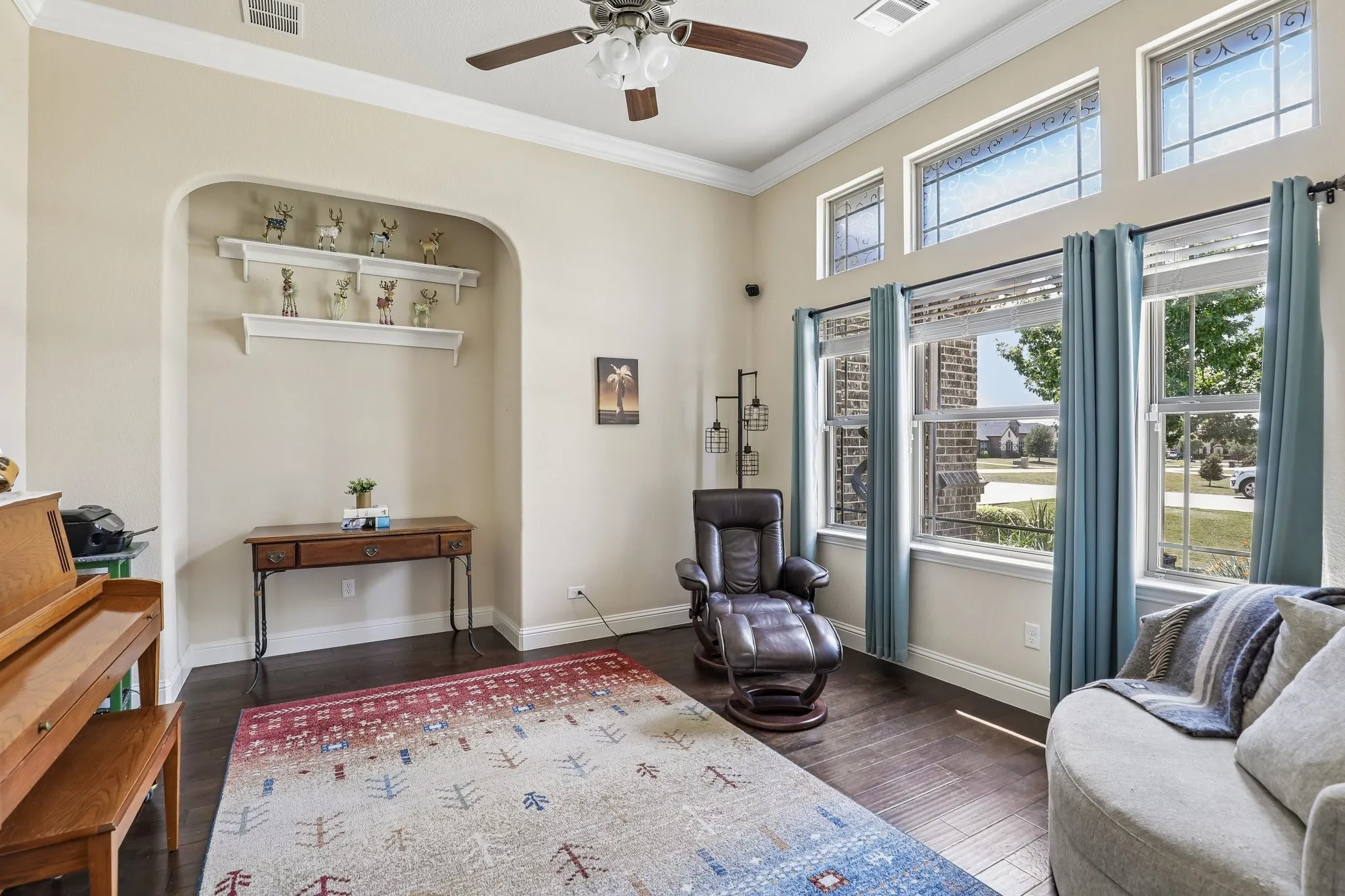 Single Family Residence For Sale in Ellis County , 620 Cross Creek Drive, Waxahachie, Texas 75167, 4 Bedroom, 3 Bathroom, 3 Garage spaces, 2,937 Sqft, built in 2017, mls#21369285, Real Estate Agent in Waxahachie, Homes For Sale in Ellis county, Homes For Sale in Waxahachie, Realtor in Waxahachie Texas, Real Estate Brokerage Independent Realty Texas, Luminita Cordes Realtor