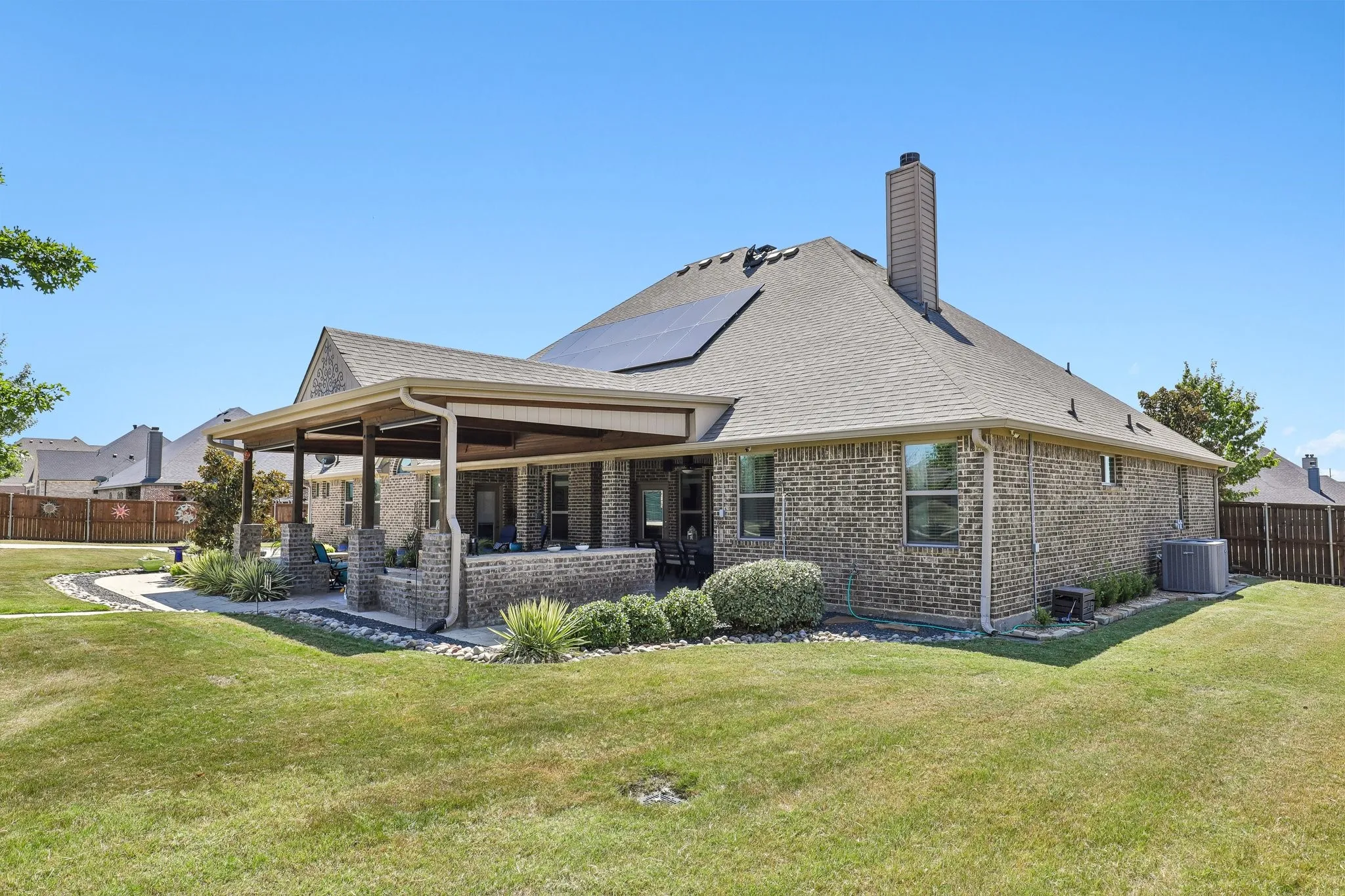 Single Family Residence For Sale in Ellis County , 620 Cross Creek Drive, Waxahachie, Texas 75167, 4 Bedroom, 3 Bathroom, 3 Garage spaces, 2,937 Sqft, built in 2017, mls#21369285, Real Estate Agent in Waxahachie, Homes For Sale in Ellis county, Homes For Sale in Waxahachie, Realtor in Waxahachie Texas, Real Estate Brokerage Independent Realty Texas, Luminita Cordes Realtor