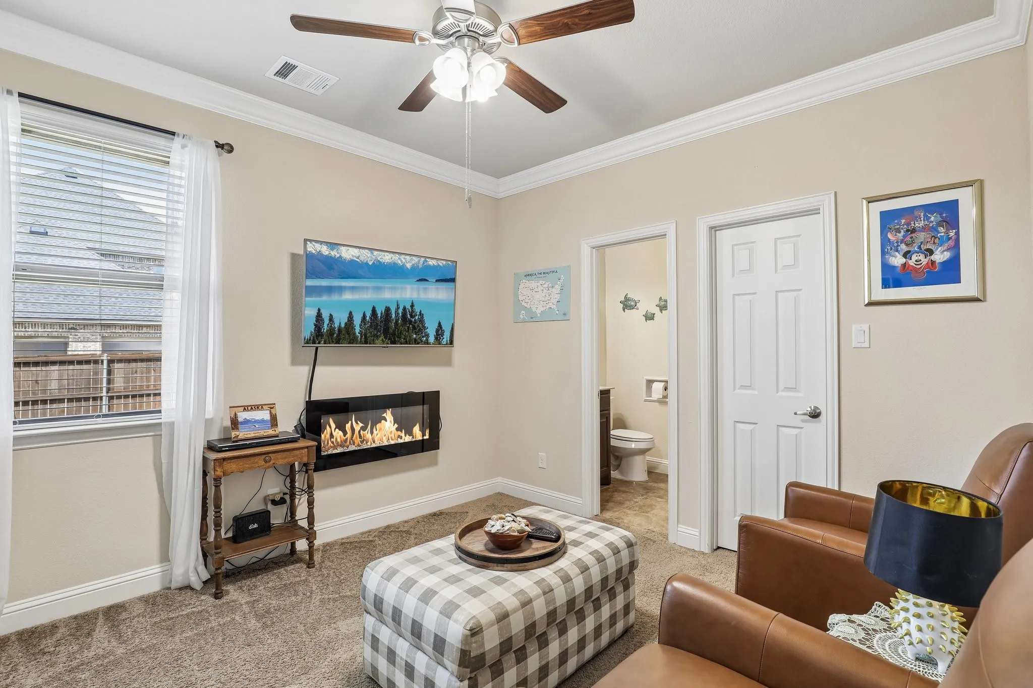 Single Family Residence For Sale in Ellis County , 620 Cross Creek Drive, Waxahachie, Texas 75167, 4 Bedroom, 3 Bathroom, 3 Garage spaces, 2,937 Sqft, built in 2017, mls#21369285, Real Estate Agent in Waxahachie, Homes For Sale in Ellis county, Homes For Sale in Waxahachie, Realtor in Waxahachie Texas, Real Estate Brokerage Independent Realty Texas, Luminita Cordes Realtor