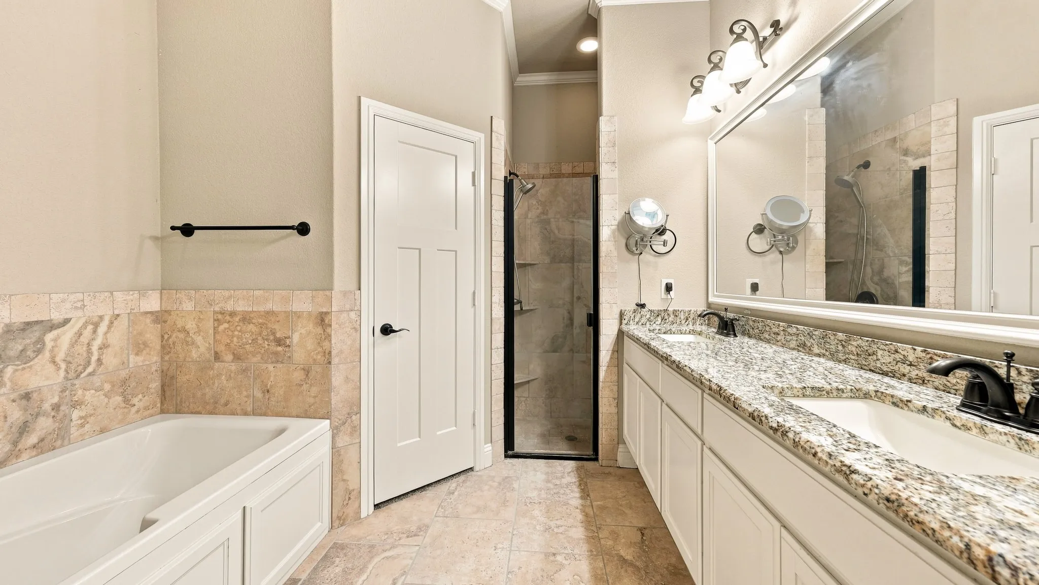 Single Family Residence For Sale in Parker County , 1813 Town Creek Circle, Weatherford, Texas 76086, 3 Bedroom, 3 Bathroom, 2 Garage spaces, 1,463 Sqft, built in 2017, mls#21368094, Real Estate Agent in Weatherford, Homes For Sale in Parker county, Homes For Sale in Weatherford, Realtor in Weatherford Texas, Real Estate Brokerage Independent Realty Texas, Luminita Cordes Realtor