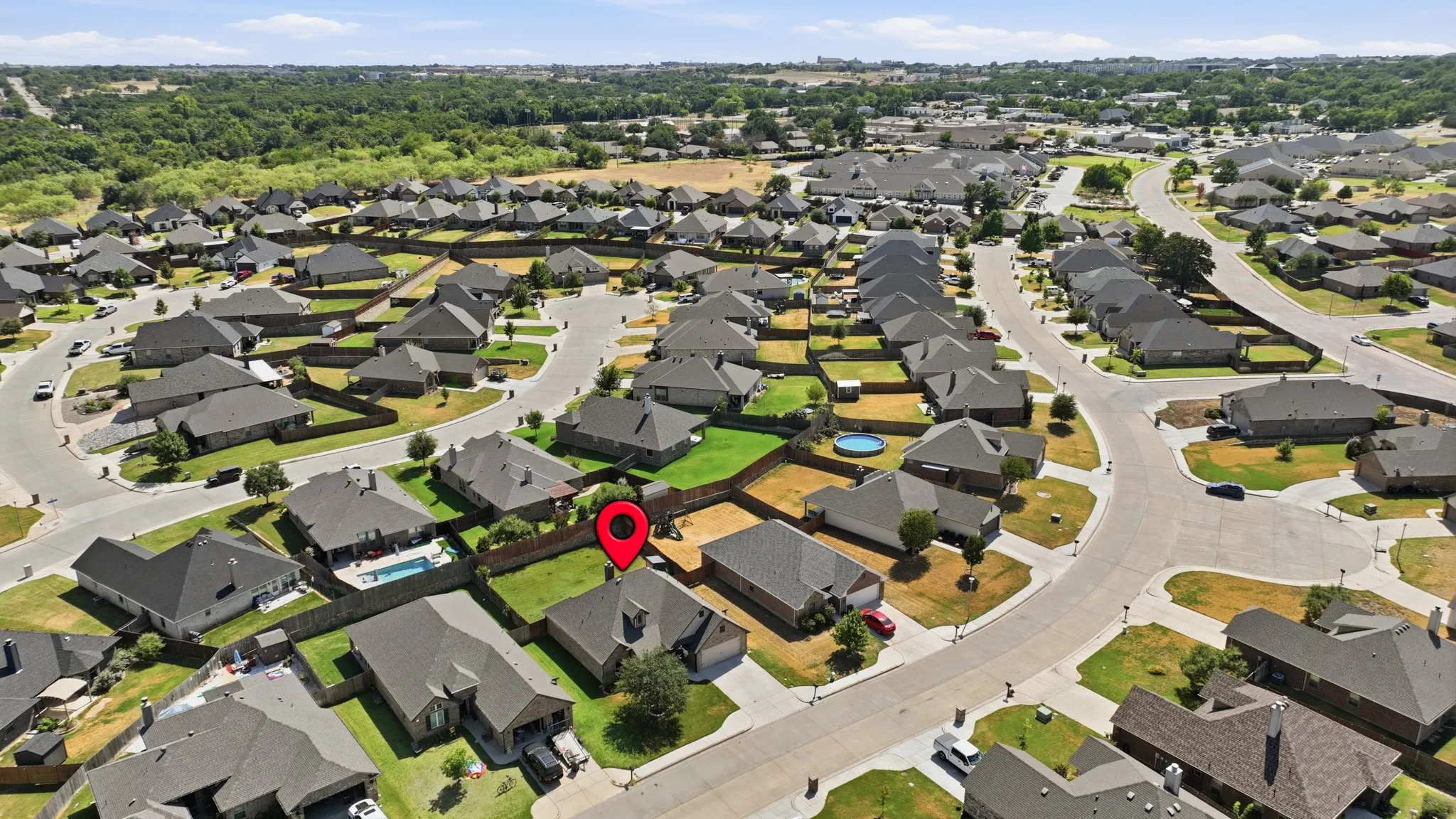 Single Family Residence For Sale in Parker County , 1813 Town Creek Circle, Weatherford, Texas 76086, 3 Bedroom, 3 Bathroom, 2 Garage spaces, 1,463 Sqft, built in 2017, mls#21368094, Real Estate Agent in Weatherford, Homes For Sale in Parker county, Homes For Sale in Weatherford, Realtor in Weatherford Texas, Real Estate Brokerage Independent Realty Texas, Luminita Cordes Realtor
