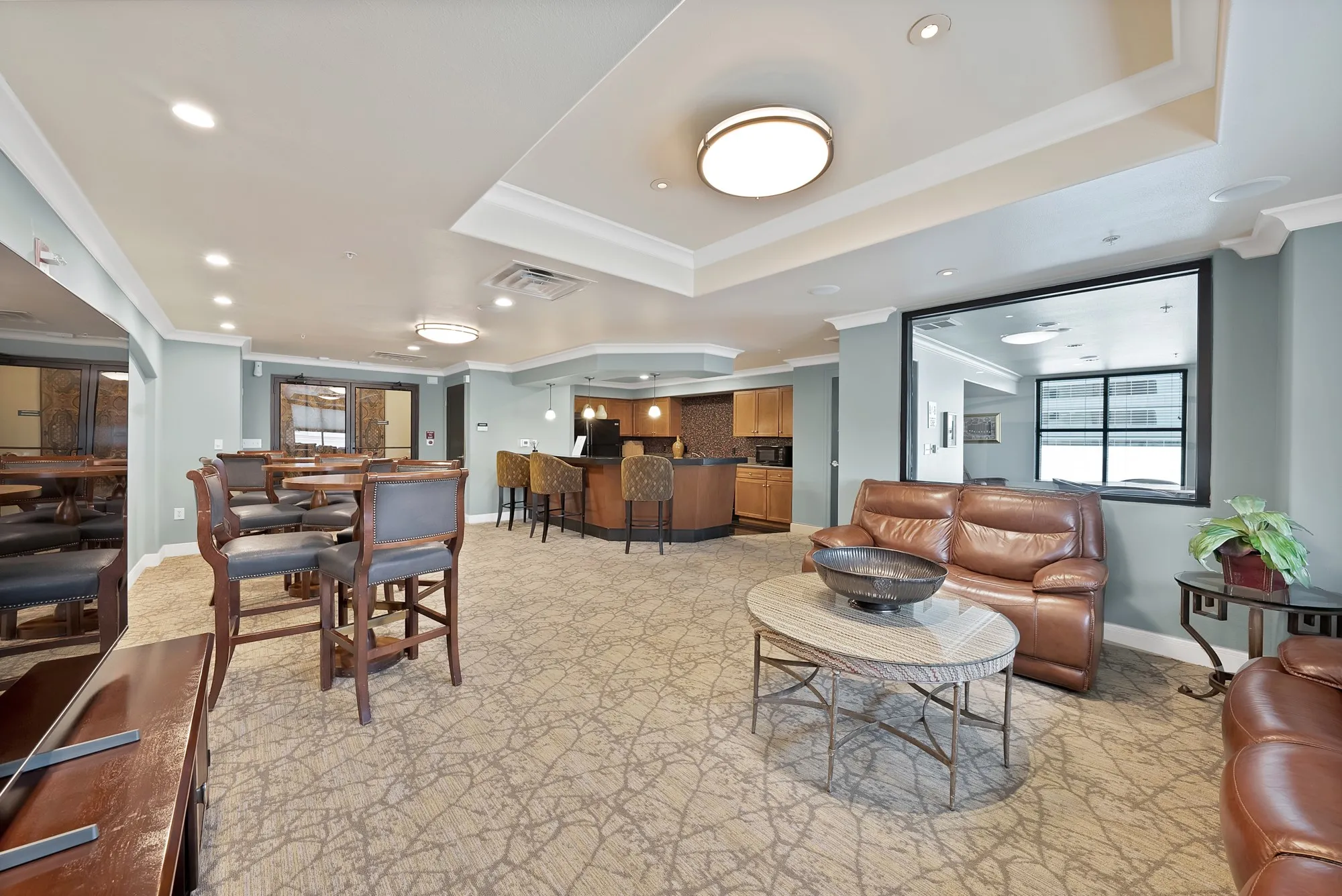 Condominium For Sale in Dallas County , 330 Las Colinas Boulevard E 338, Irving, Texas 75039, 1 Bedroom, 1 Bathroom, 1 Garage spaces, 805 Sqft, built in 2001, mls#21370587, Real Estate Agent in Irving, Homes For Sale in Dallas county, Homes For Sale in Irving, Realtor in Irving Texas, Real Estate Brokerage Independent Realty Texas, Luminita Cordes Realtor