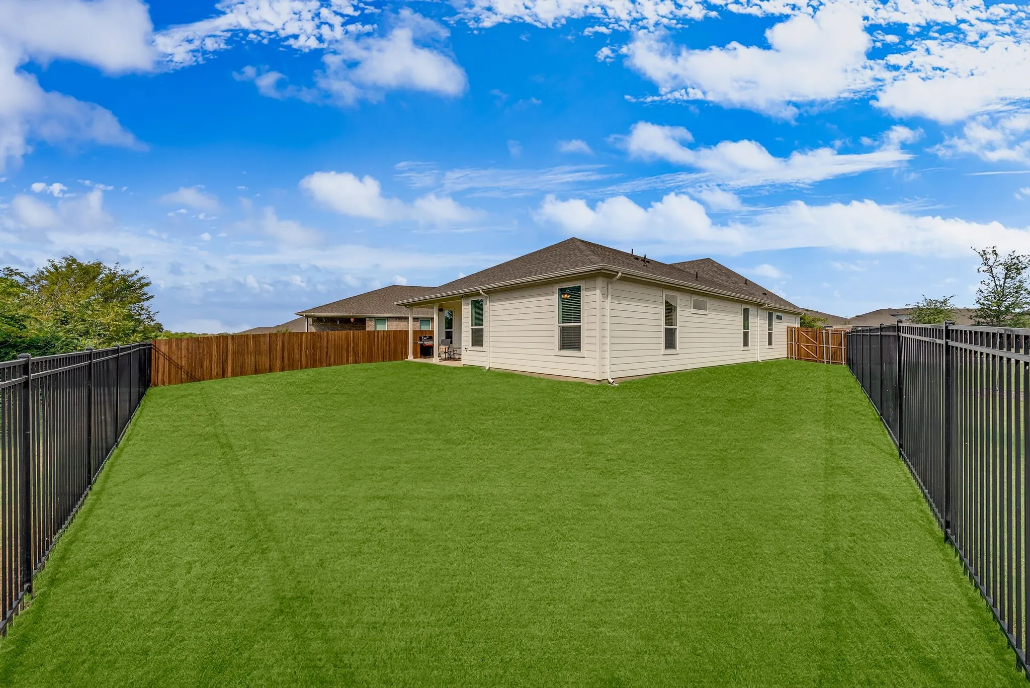 Single Family Residence For Sale in Denton County , 2617 Toucan Drive, Denton, Texas 76205, 4 Bedroom, 3 Bathroom, 2 Garage spaces, 2,035 Sqft, built in 2024, mls#21356821, Real Estate Agent in Denton, Homes For Sale in Denton county, Homes For Sale in Denton, Realtor in Denton Texas, Real Estate Brokerage Independent Realty Texas, Luminita Cordes Realtor