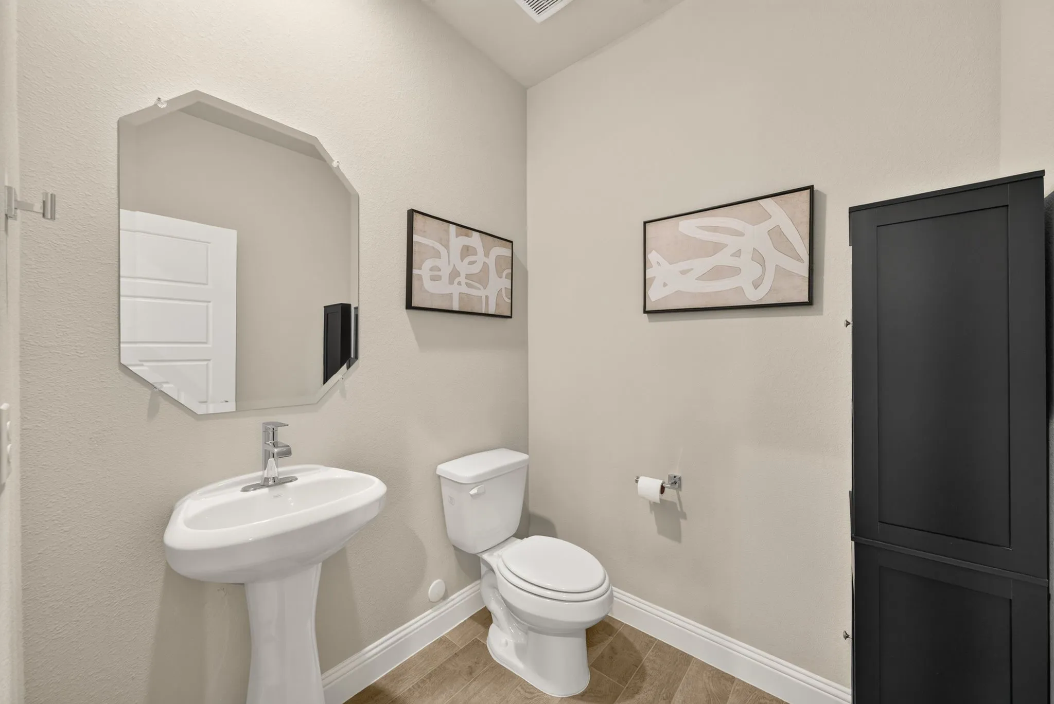 Single Family Residence For Sale in Denton County , 2617 Toucan Drive, Denton, Texas 76205, 4 Bedroom, 3 Bathroom, 2 Garage spaces, 2,035 Sqft, built in 2024, mls#21356821, Real Estate Agent in Denton, Homes For Sale in Denton county, Homes For Sale in Denton, Realtor in Denton Texas, Real Estate Brokerage Independent Realty Texas, Luminita Cordes Realtor