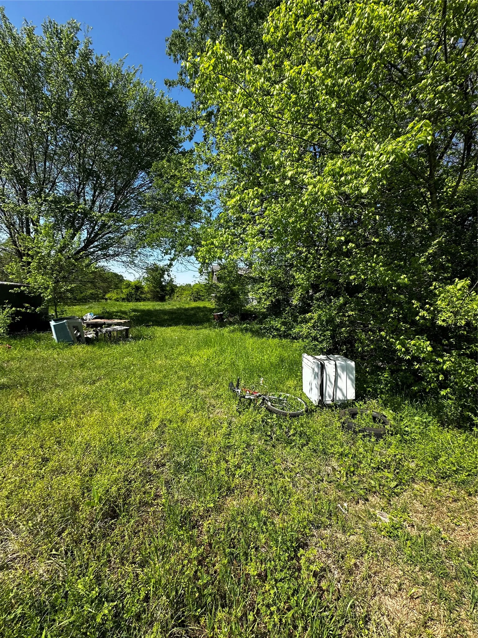 Single Family Residence For Sale in Kaufman County , 18277 Woodruff Lane, Kemp, Texas 75143, 2 Bedroom, 1 Bathroom, Garage spaces, 1,596 Sqft, built in 1986, mls#21363512, Real Estate Agent in Kemp, Homes For Sale in Kaufman county, Homes For Sale in Kemp, Realtor in Kemp Texas, Real Estate Brokerage Independent Realty Texas, Luminita Cordes Realtor