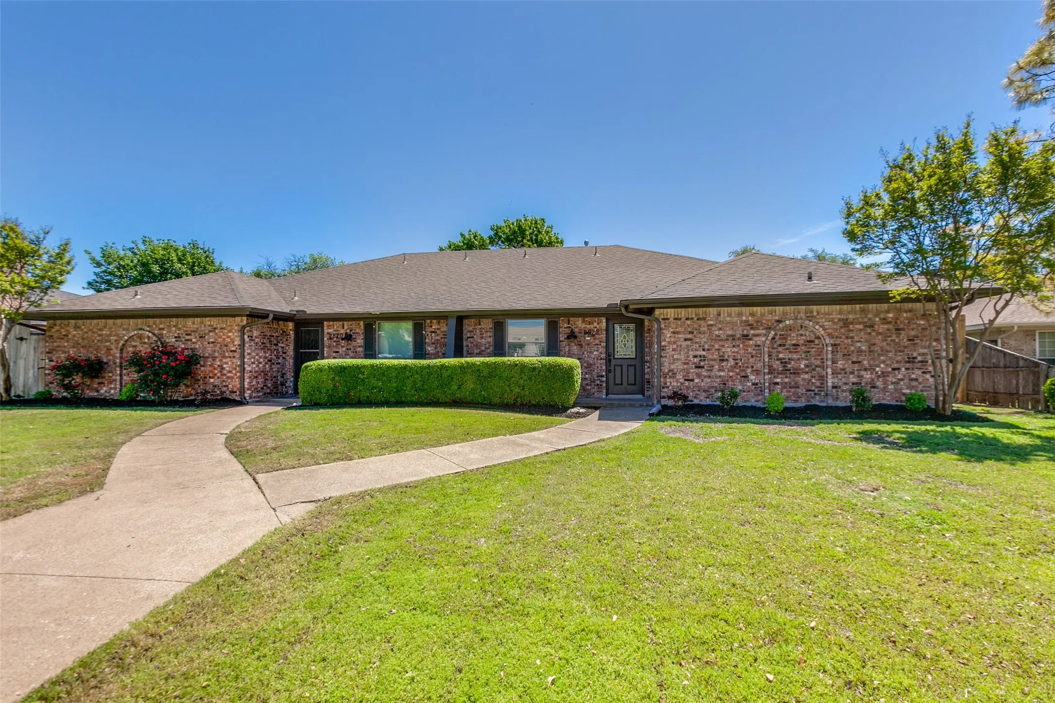 Duplex For Rent in Collin County , 2822 Clear Springs Drive, Plano, Texas 75075, 3 Bedroom, 2 Bathroom, 2 Garage spaces, 1,584 Sqft, built in 1973, mls#21370566, Real Estate Agent in Plano, Homes For Rent in Collin county, Homes For Rent in Plano, Realtor in Plano Texas, Real Estate Brokerage Independent Realty Texas, Luminita Cordes Realtor