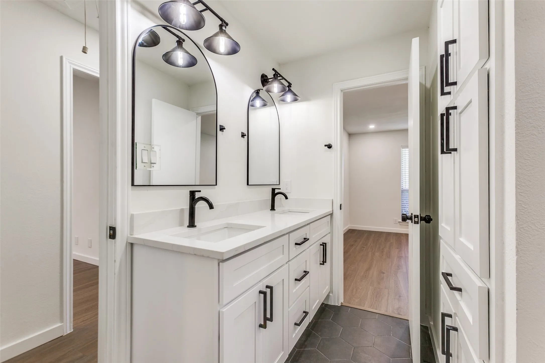 Duplex For Rent in Collin County , 2822 Clear Springs Drive, Plano, Texas 75075, 3 Bedroom, 2 Bathroom, 2 Garage spaces, 1,584 Sqft, built in 1973, mls#21370566, Real Estate Agent in Plano, Homes For Rent in Collin county, Homes For Rent in Plano, Realtor in Plano Texas, Real Estate Brokerage Independent Realty Texas, Luminita Cordes Realtor