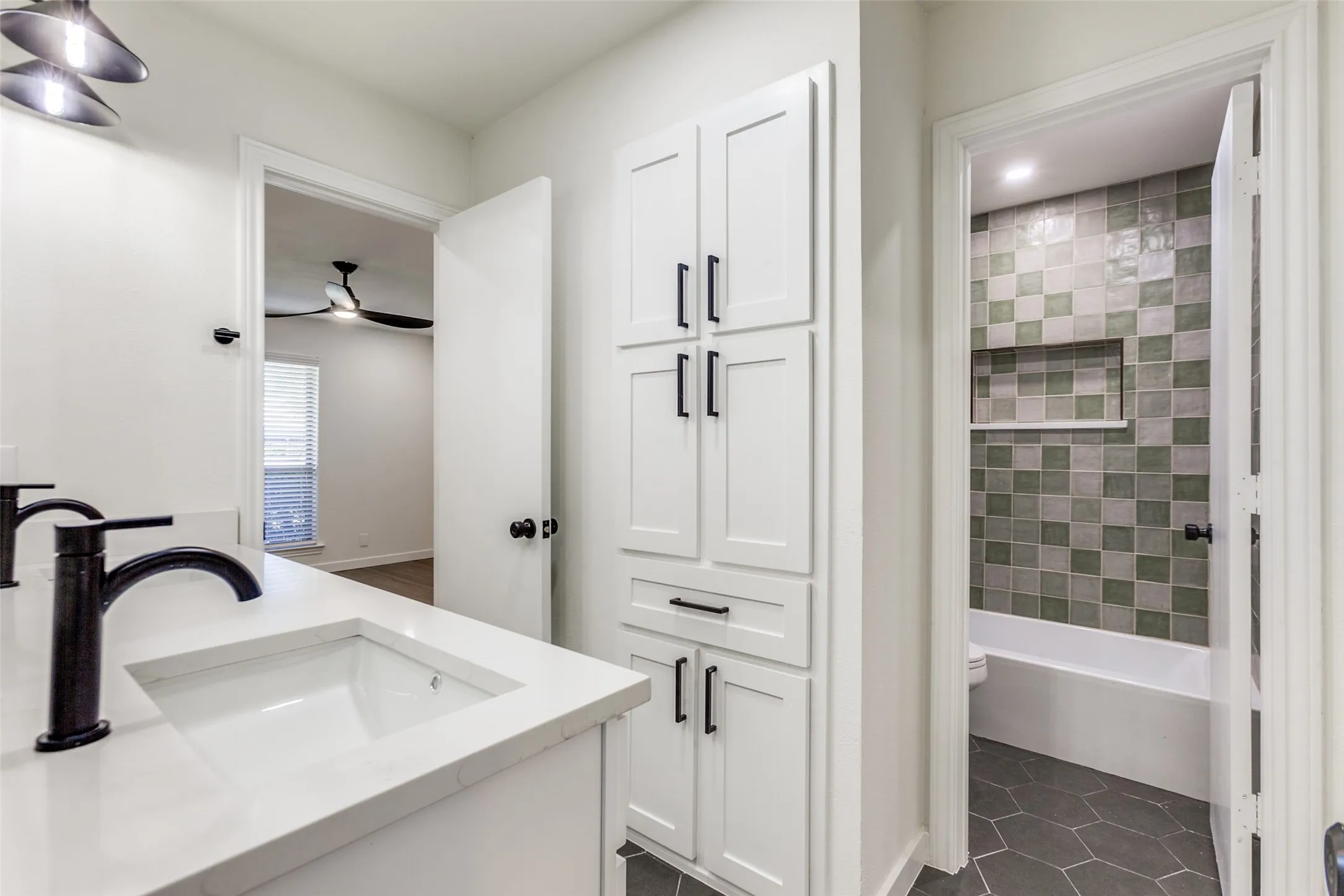 Duplex For Rent in Collin County , 2822 Clear Springs Drive, Plano, Texas 75075, 3 Bedroom, 2 Bathroom, 2 Garage spaces, 1,584 Sqft, built in 1973, mls#21370566, Real Estate Agent in Plano, Homes For Rent in Collin county, Homes For Rent in Plano, Realtor in Plano Texas, Real Estate Brokerage Independent Realty Texas, Luminita Cordes Realtor