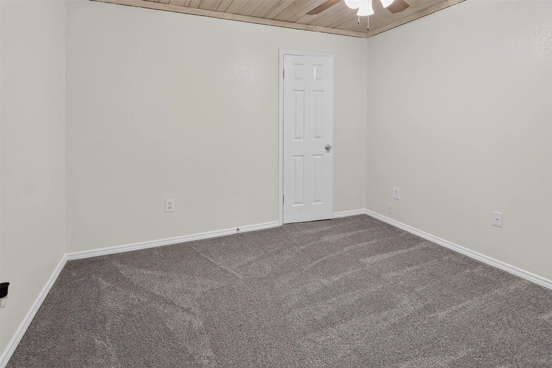 Single Family Residence For Sale in Tarrant County , 7200 Gillis Johnson Street, Fort Worth, Texas 76179, 4 Bedroom, 2 Bathroom, 2 Garage spaces, 2,236 Sqft, built in 1985, mls#21364303, Real Estate Agent in Fort Worth, Homes For Sale in Tarrant county, Homes For Sale in Fort Worth, Realtor in Fort Worth Texas, Real Estate Brokerage Independent Realty Texas, Luminita Cordes Realtor