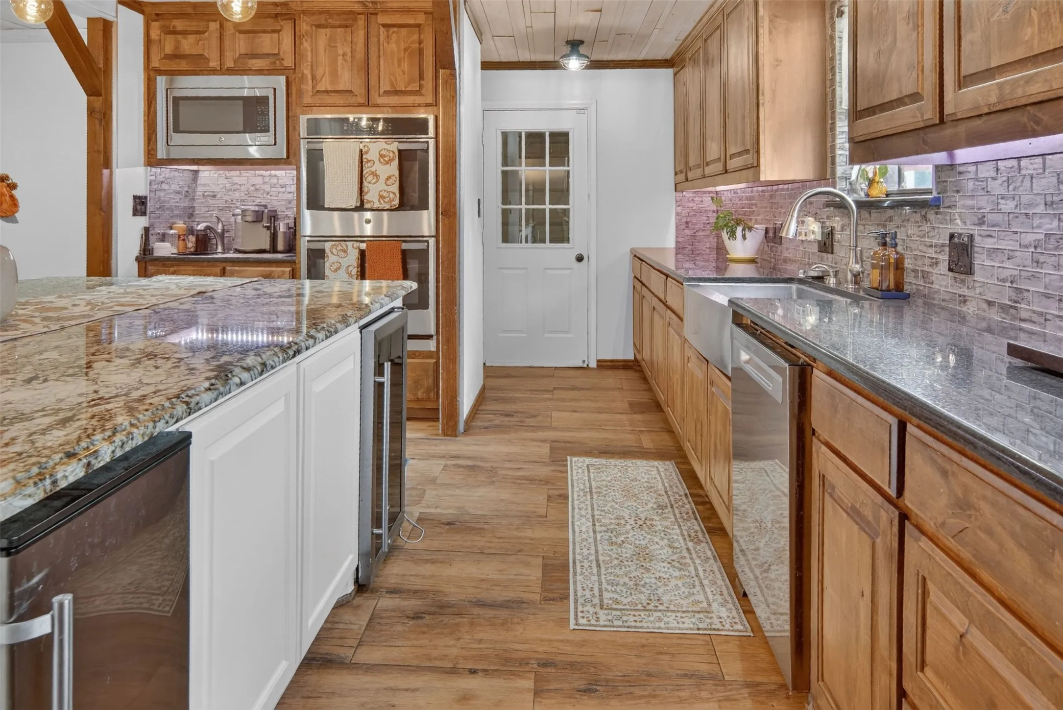 oversized island in kitchen