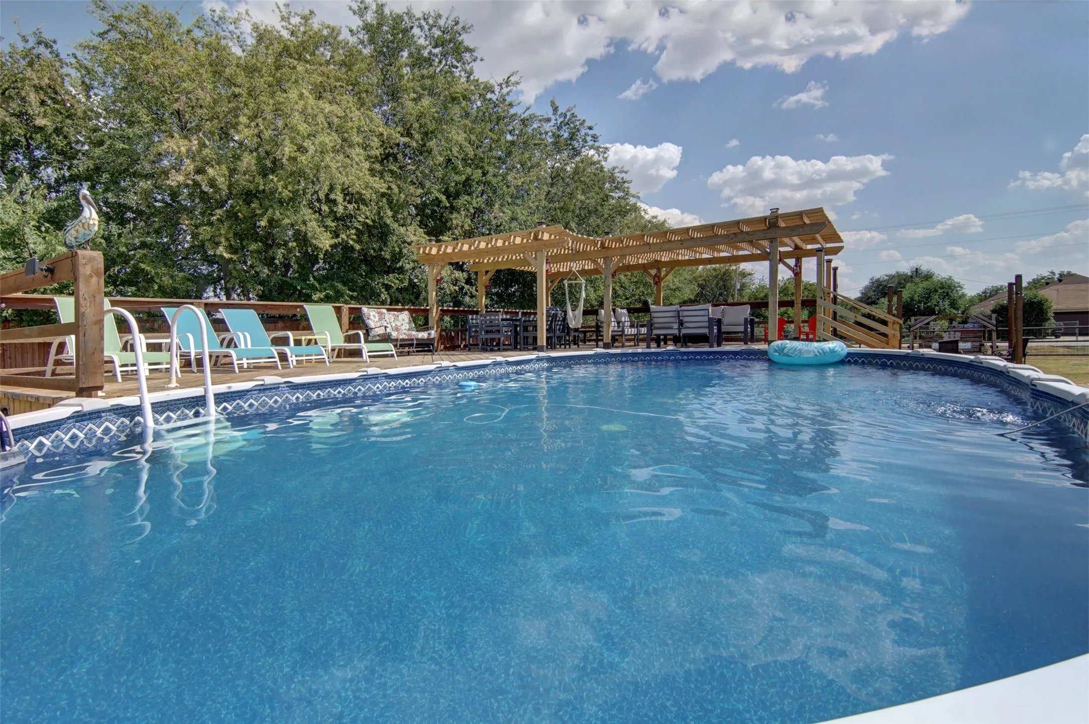 Single Family Residence For Sale in Tarrant County , 7200 Gillis Johnson Street, Fort Worth, Texas 76179, 4 Bedroom, 2 Bathroom, 2 Garage spaces, 2,236 Sqft, built in 1985, mls#21364303, Real Estate Agent in Fort Worth, Homes For Sale in Tarrant county, Homes For Sale in Fort Worth, Realtor in Fort Worth Texas, Real Estate Brokerage Independent Realty Texas, Luminita Cordes Realtor