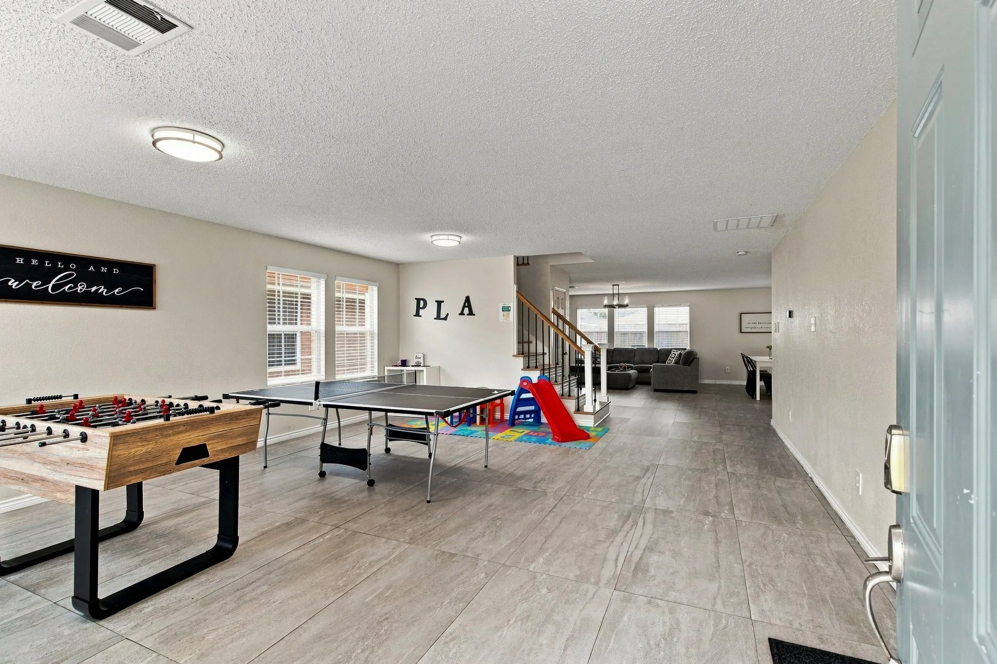 Single Family Residence For Rent in Dallas County , 5456 Maverick Drive, Grand Prairie, Texas 75052, 4 Bedroom, 3 Bathroom, 2 Garage spaces, 3,002 Sqft, built in 2004, mls#21370599, Real Estate Agent in Grand Prairie, Homes For Rent in Dallas county, Homes For Rent in Grand Prairie, Realtor in Grand Prairie Texas, Real Estate Brokerage Independent Realty Texas, Luminita Cordes Realtor