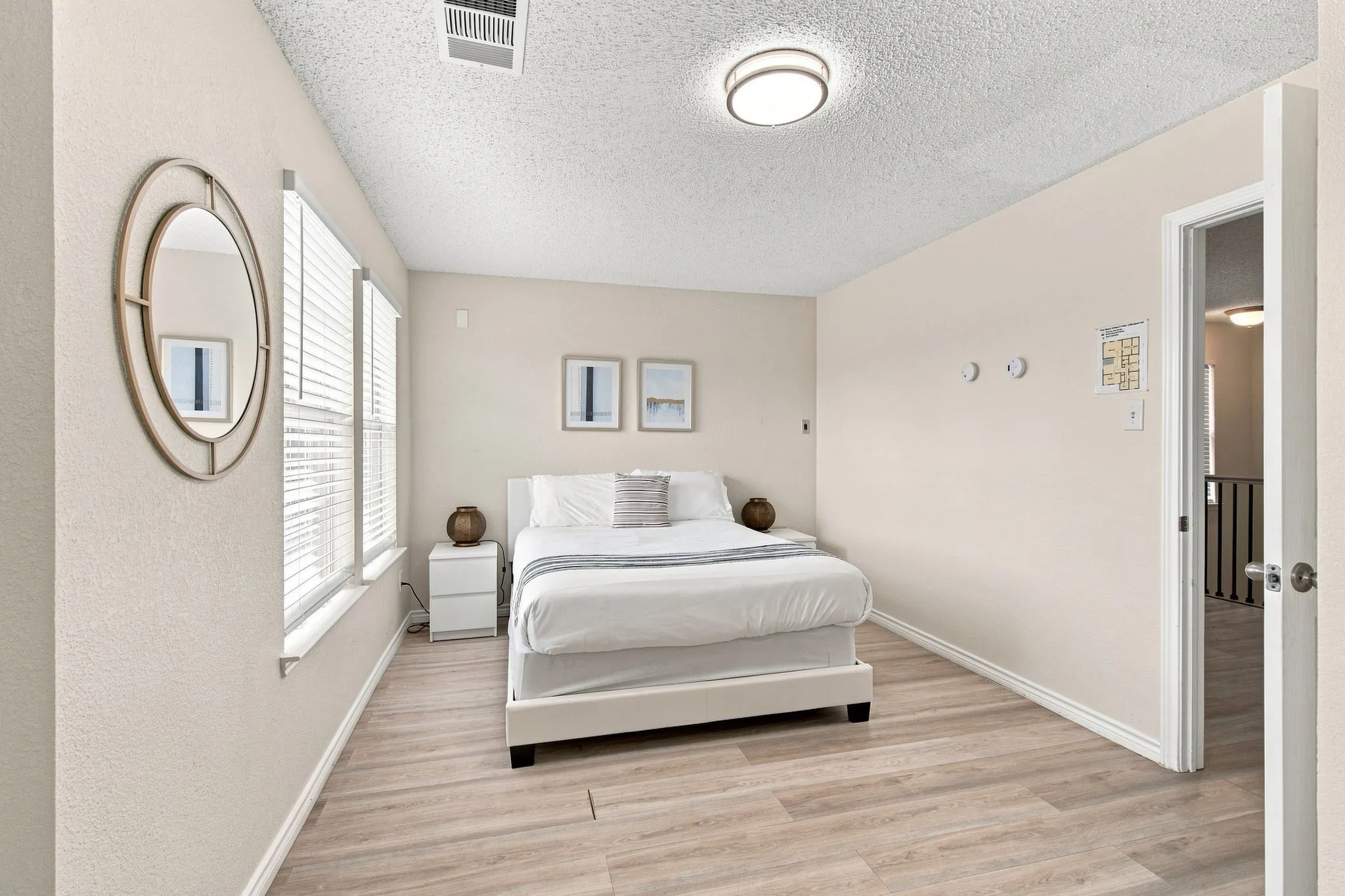 Single Family Residence For Rent in Dallas County , 5456 Maverick Drive, Grand Prairie, Texas 75052, 4 Bedroom, 3 Bathroom, 2 Garage spaces, 3,002 Sqft, built in 2004, mls#21370599, Real Estate Agent in Grand Prairie, Homes For Rent in Dallas county, Homes For Rent in Grand Prairie, Realtor in Grand Prairie Texas, Real Estate Brokerage Independent Realty Texas, Luminita Cordes Realtor