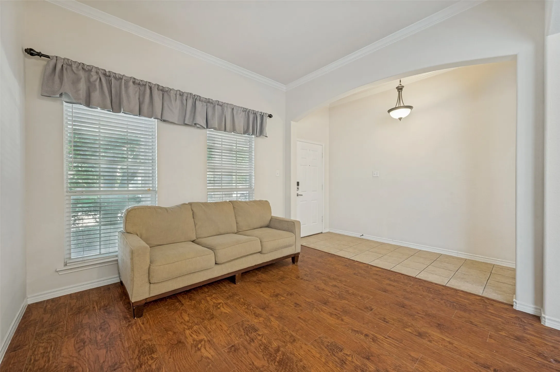 Single Family Residence For Rent in Collin County , 1615 Bur Oak Drive, Allen, Texas 75002, 3 Bedroom, 2 Bathroom, 2 Garage spaces, 2,210 Sqft, built in 2002, mls#21370616, Real Estate Agent in Allen, Homes For Rent in Collin county, Homes For Rent in Allen, Realtor in Allen Texas, Real Estate Brokerage Independent Realty Texas, Luminita Cordes Realtor