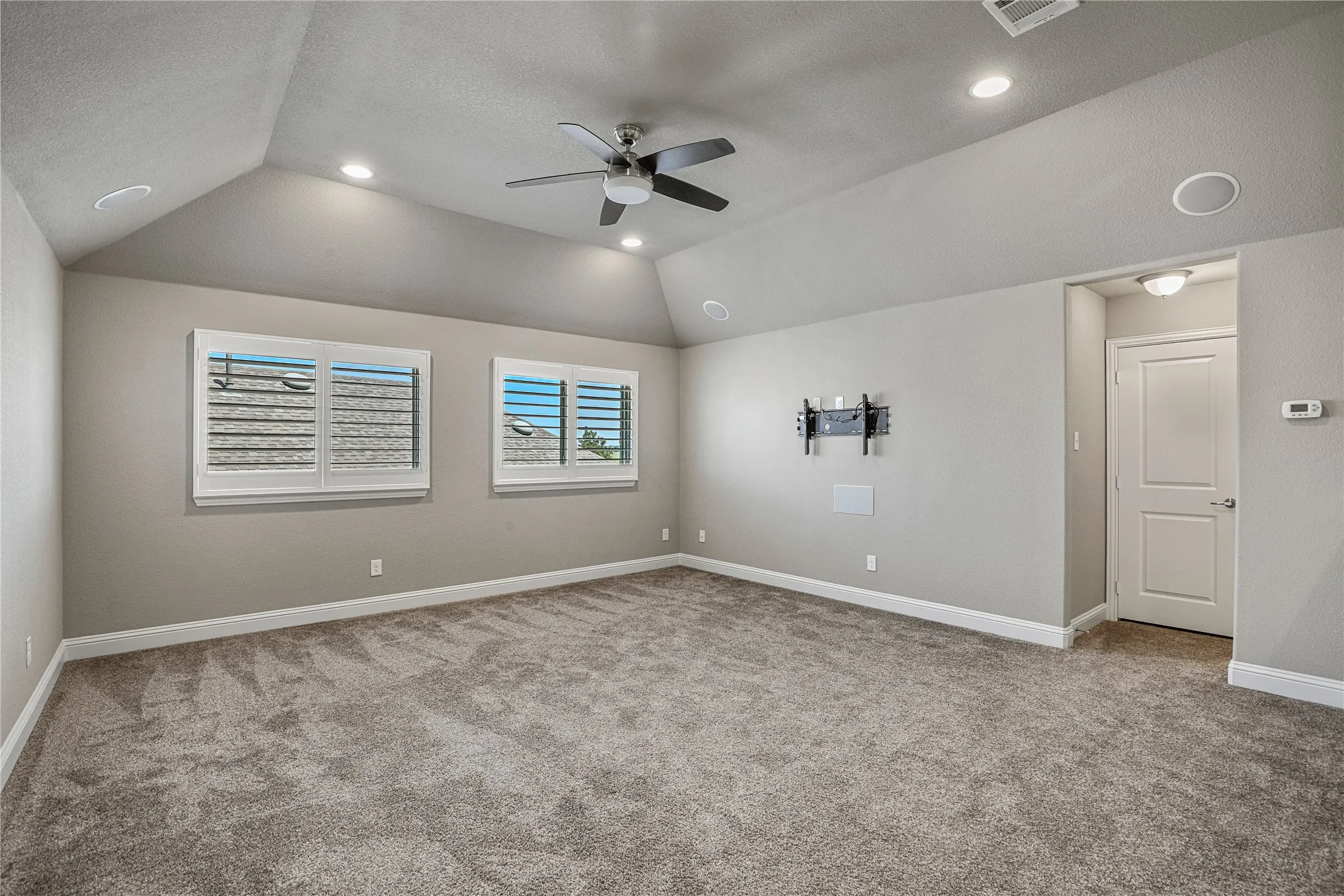 Single Family Residence For Rent in Collin County , 1152 Olympic Drive, Celina, Texas 75009, 3 Bedroom, 3 Bathroom, 2 Garage spaces, 2,739 Sqft, built in 2016, mls#21370617, Real Estate Agent in Celina, Homes For Rent in Collin county, Homes For Rent in Celina, Realtor in Celina Texas, Real Estate Brokerage Independent Realty Texas, Luminita Cordes Realtor
