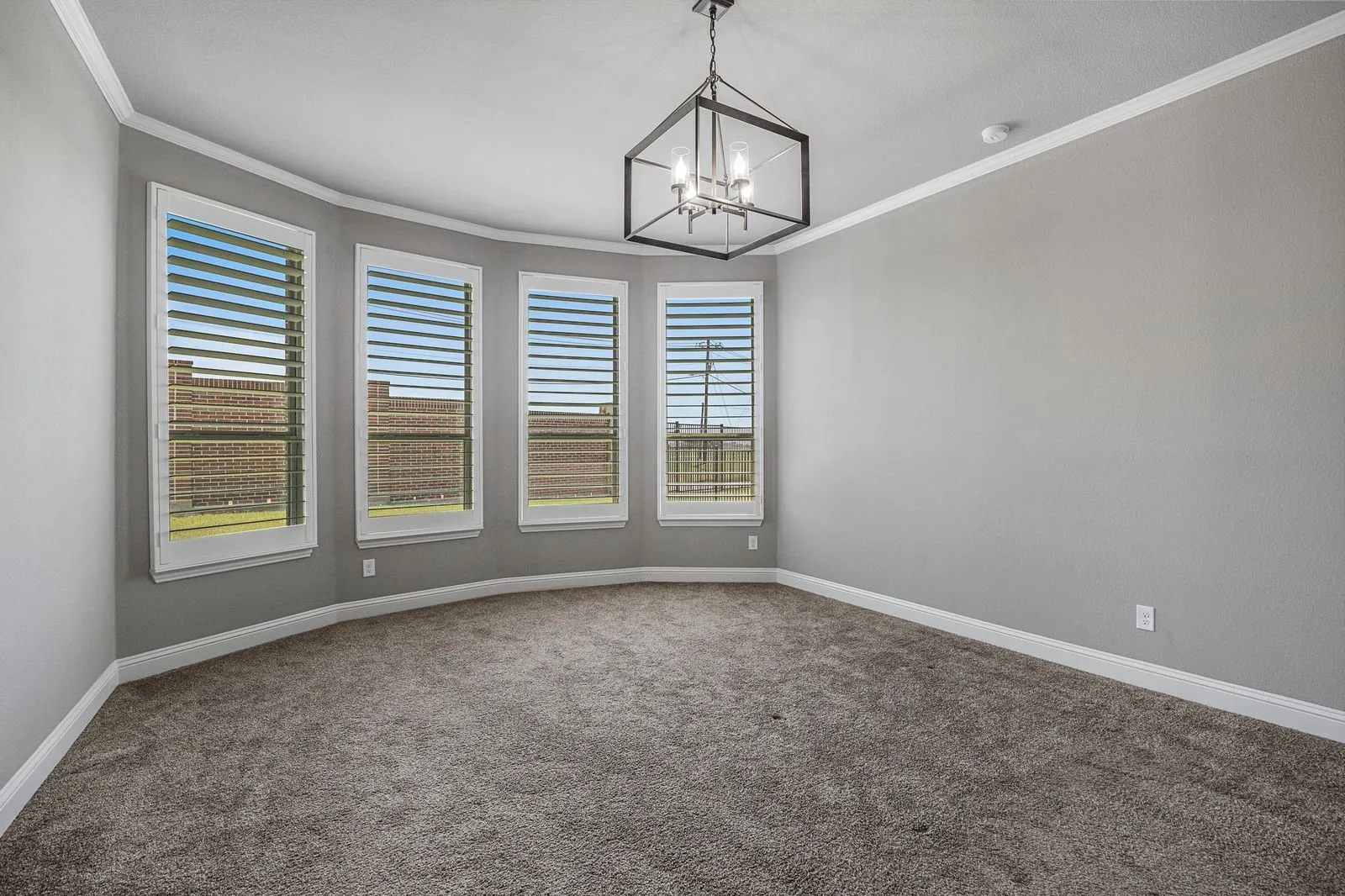 Single Family Residence For Rent in Collin County , 1152 Olympic Drive, Celina, Texas 75009, 3 Bedroom, 3 Bathroom, 2 Garage spaces, 2,739 Sqft, built in 2016, mls#21370617, Real Estate Agent in Celina, Homes For Rent in Collin county, Homes For Rent in Celina, Realtor in Celina Texas, Real Estate Brokerage Independent Realty Texas, Luminita Cordes Realtor