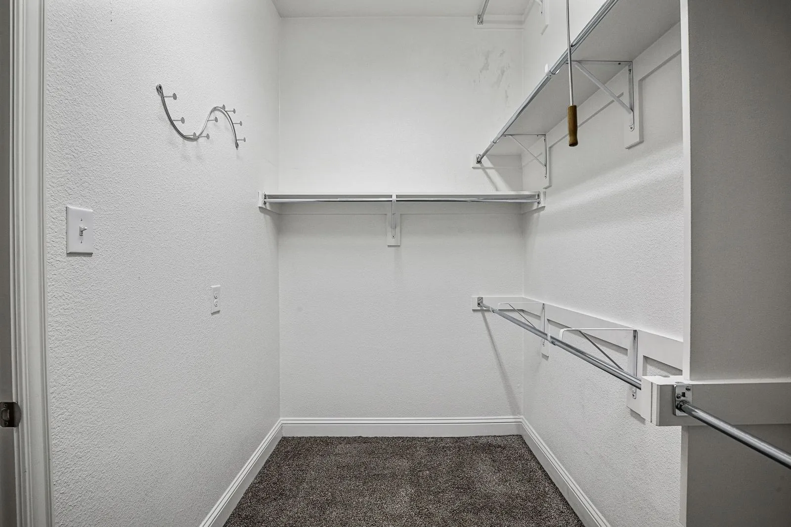 Single Family Residence For Rent in Collin County , 1152 Olympic Drive, Celina, Texas 75009, 3 Bedroom, 3 Bathroom, 2 Garage spaces, 2,739 Sqft, built in 2016, mls#21370617, Real Estate Agent in Celina, Homes For Rent in Collin county, Homes For Rent in Celina, Realtor in Celina Texas, Real Estate Brokerage Independent Realty Texas, Luminita Cordes Realtor