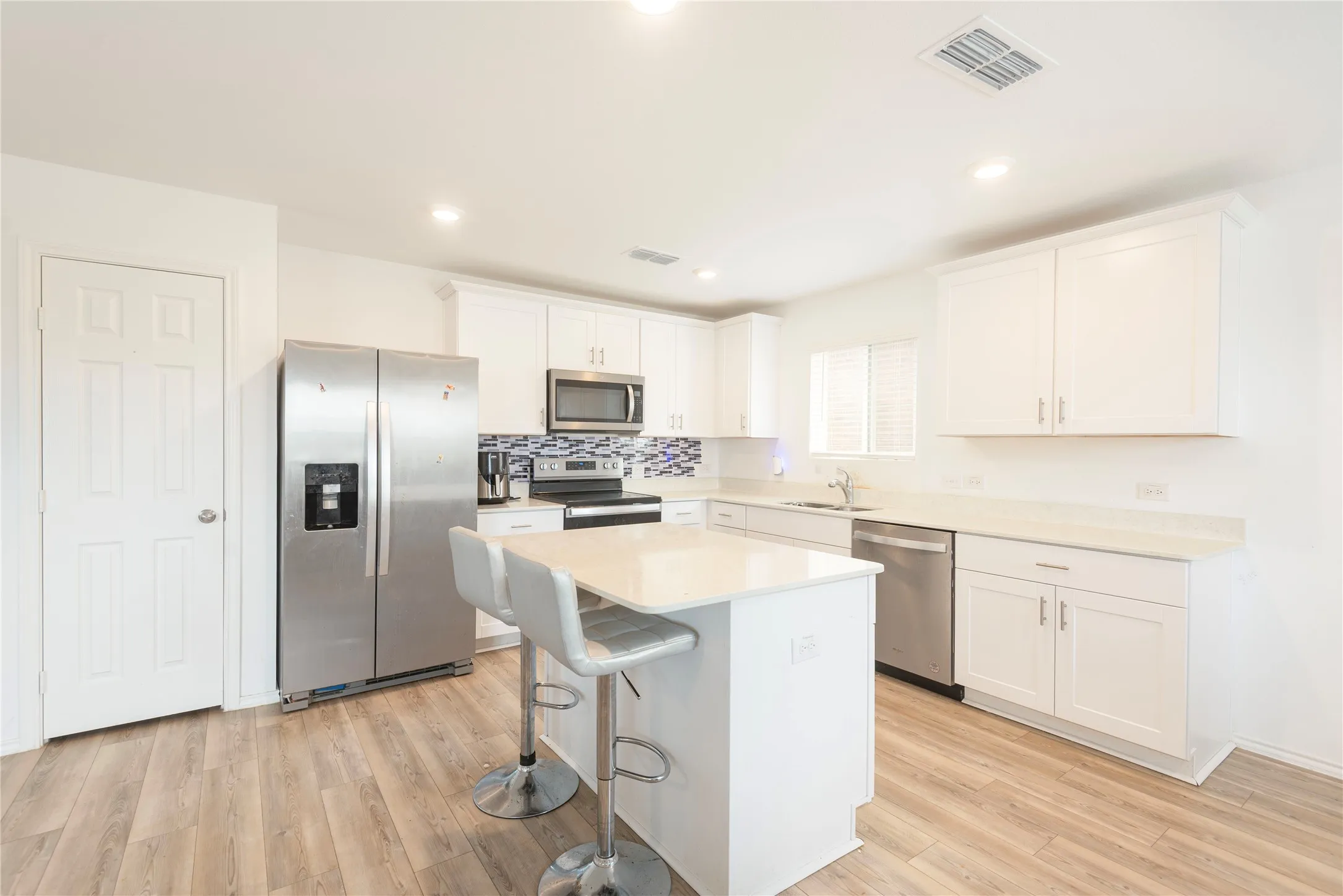 Single Family Residence For Sale in Collin County , 802 Lake Fletcher Road, Princeton, Texas 75407, 4 Bedroom, 3 Bathroom, 2 Garage spaces, 2,419 Sqft, built in 2023, mls#21370416, Real Estate Agent in Princeton, Homes For Sale in Collin county, Homes For Sale in Princeton, Realtor in Princeton Texas, Real Estate Brokerage Independent Realty Texas, Luminita Cordes Realtor